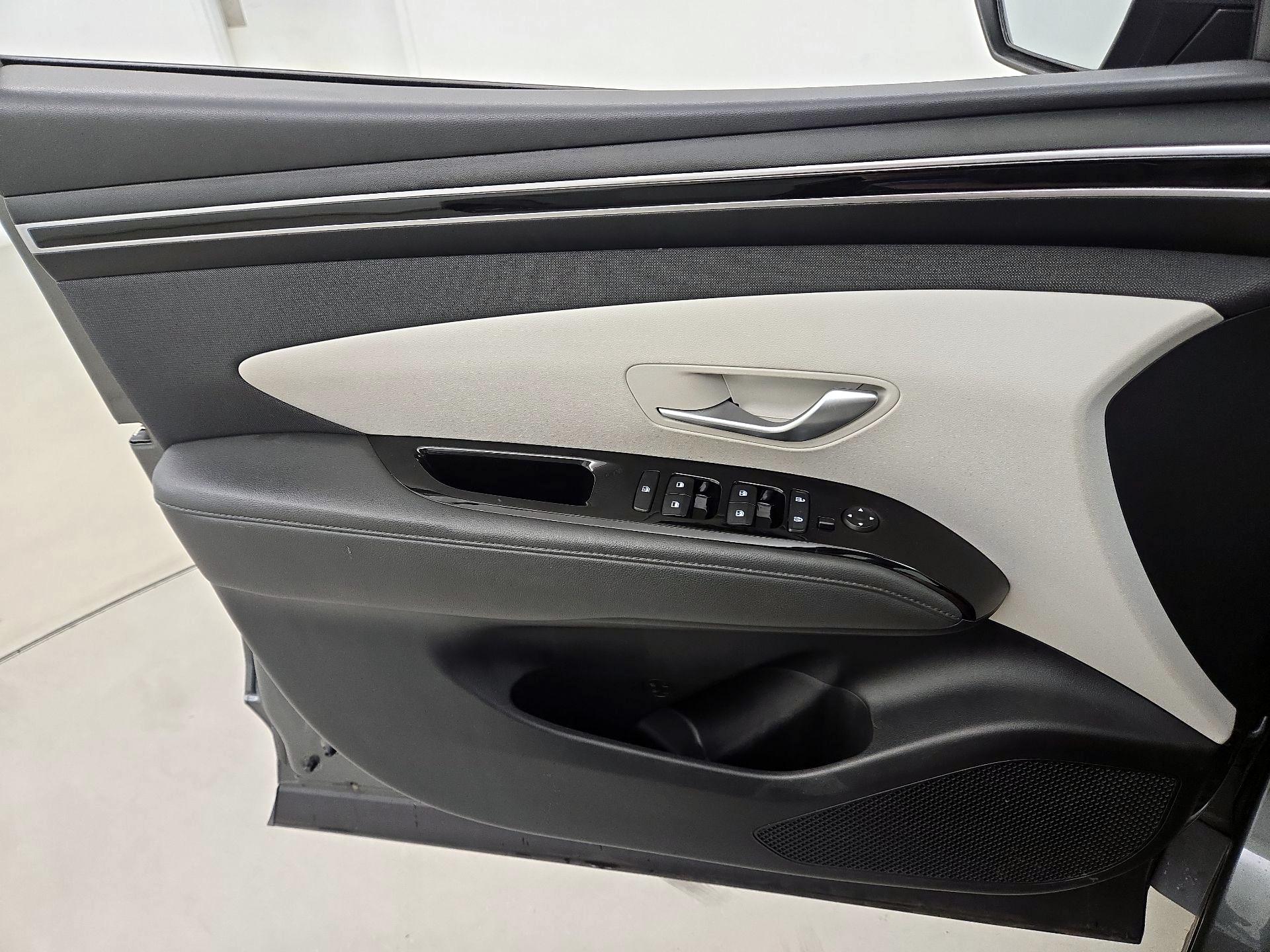 Thumbnail: 2022 Hyundai Tucson - 12