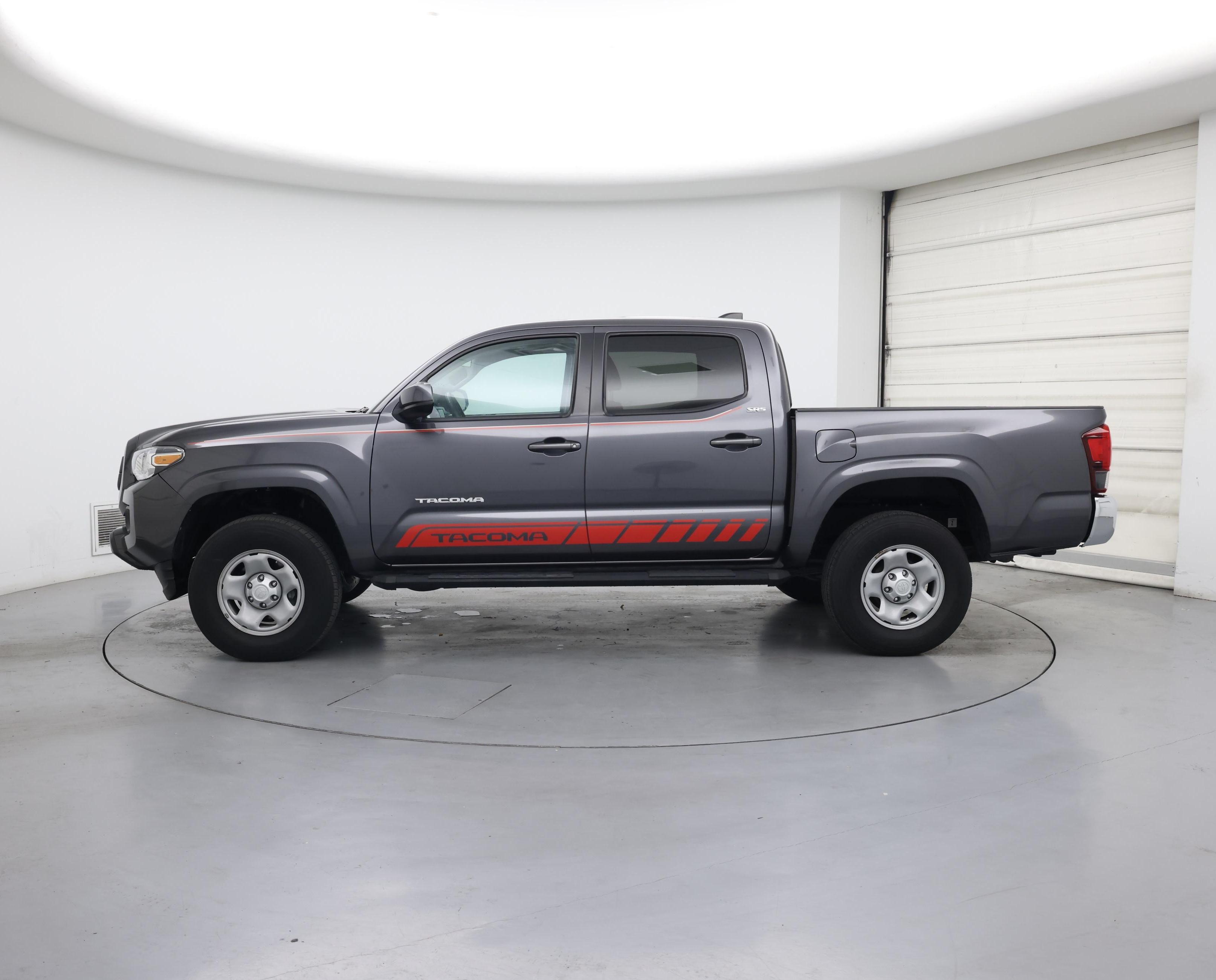 Thumbnail: 2022 Toyota Tacoma - 3