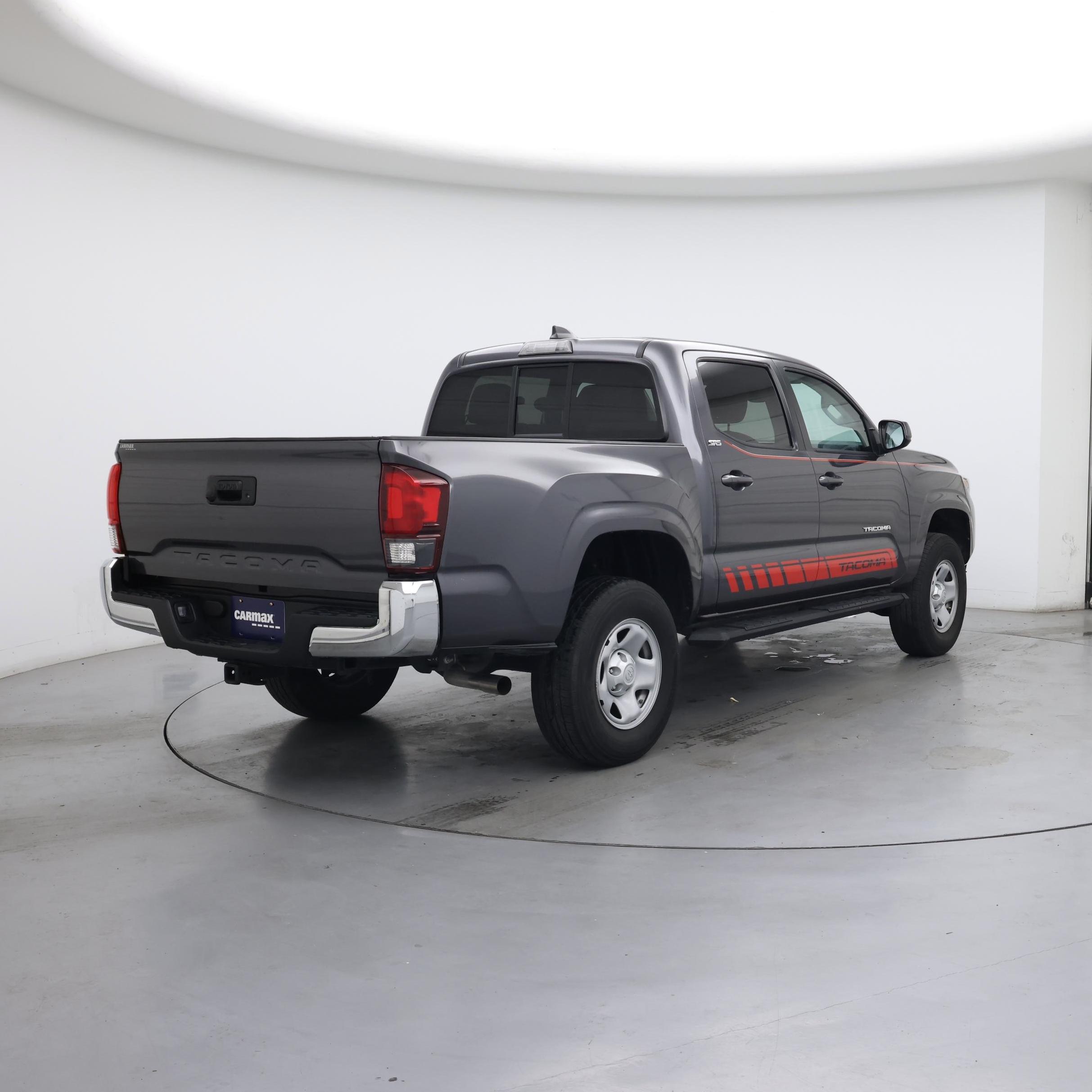 Thumbnail: 2022 Toyota Tacoma - 8