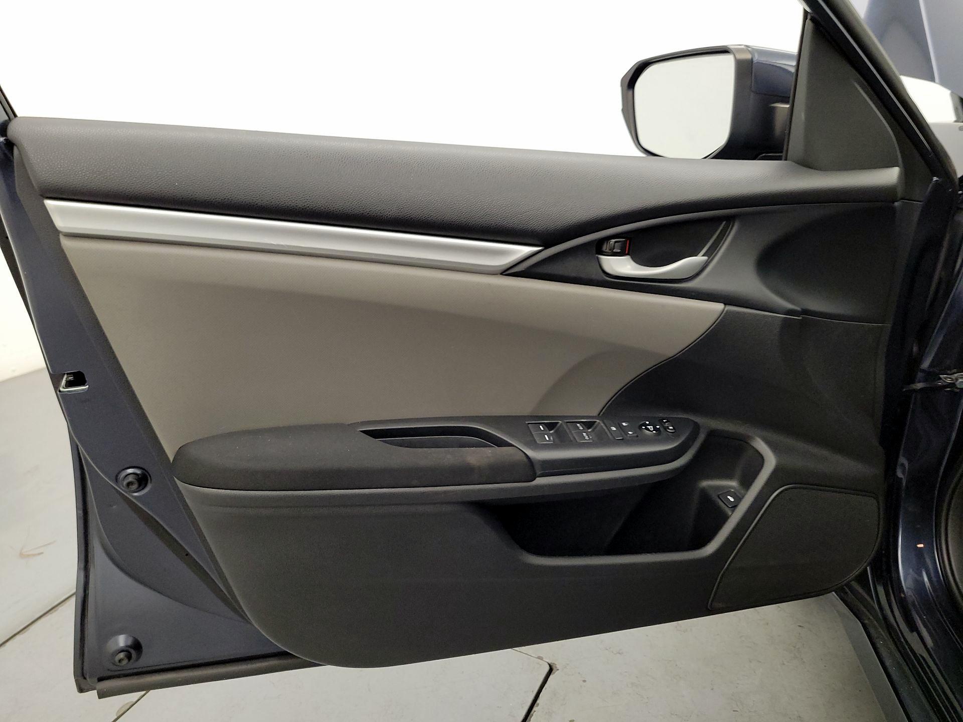 Thumbnail: 2020 Honda Civic - 12