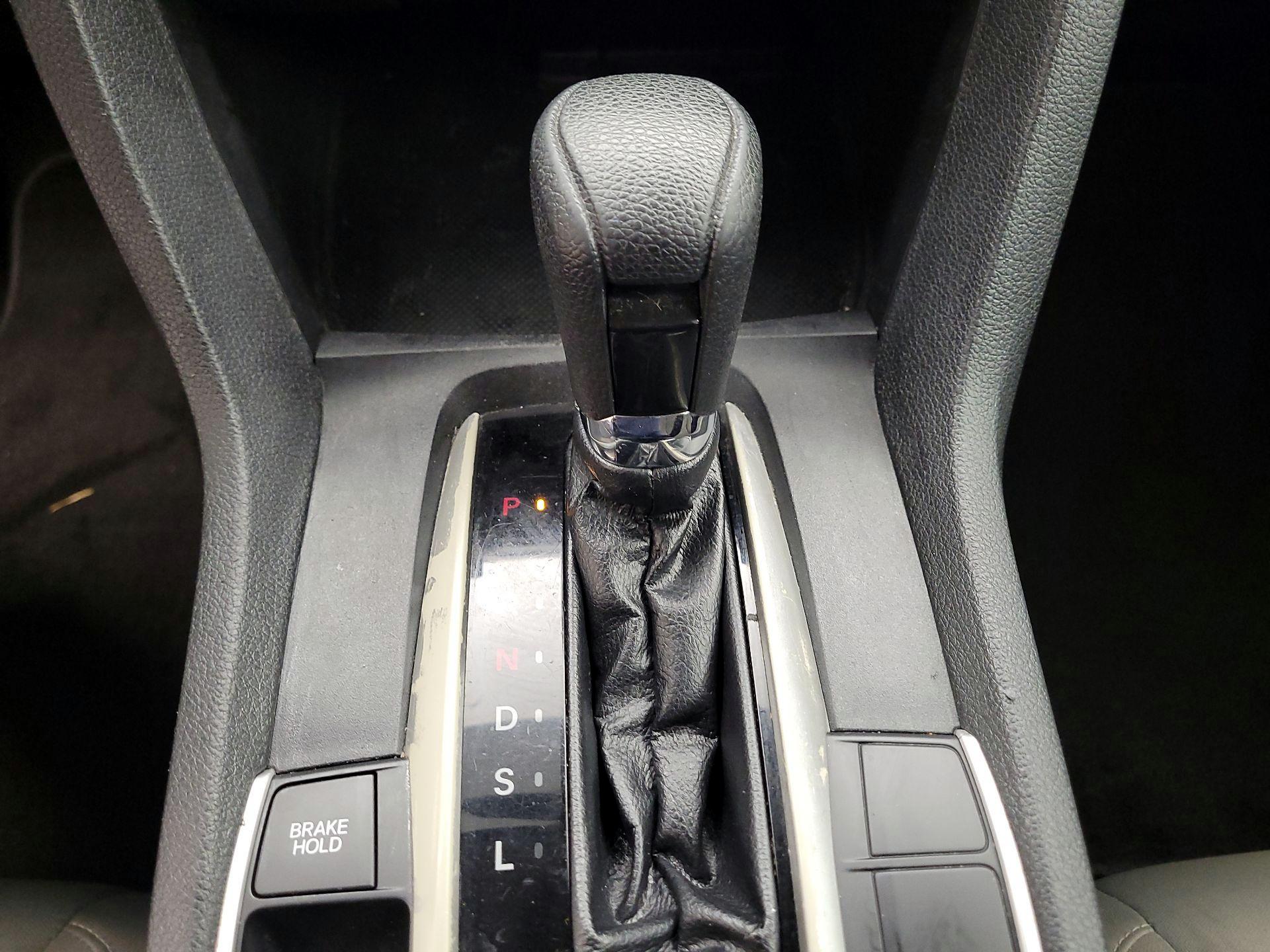 Thumbnail: 2020 Honda Civic - 15