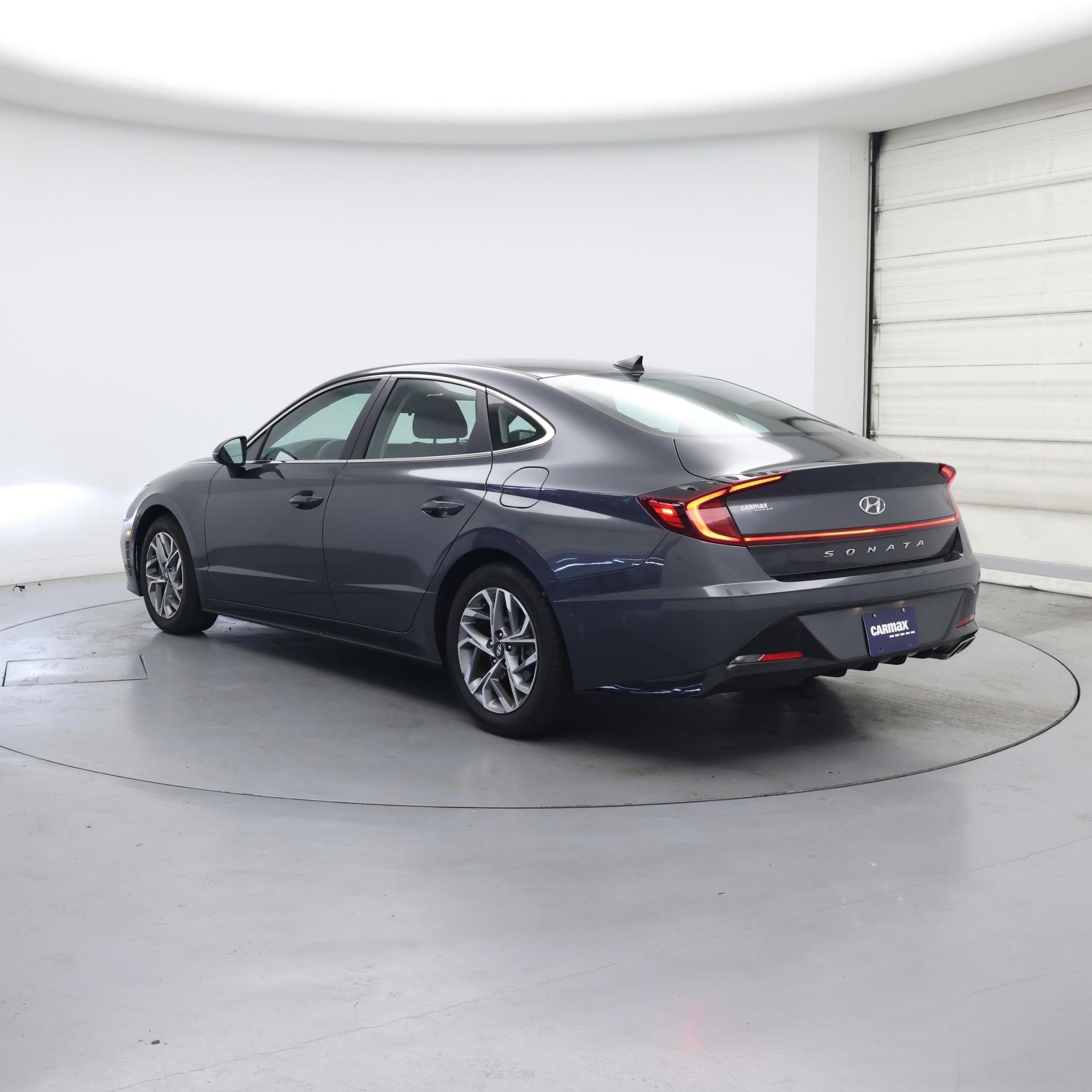 Thumbnail: 2023 Hyundai Sonata - 2