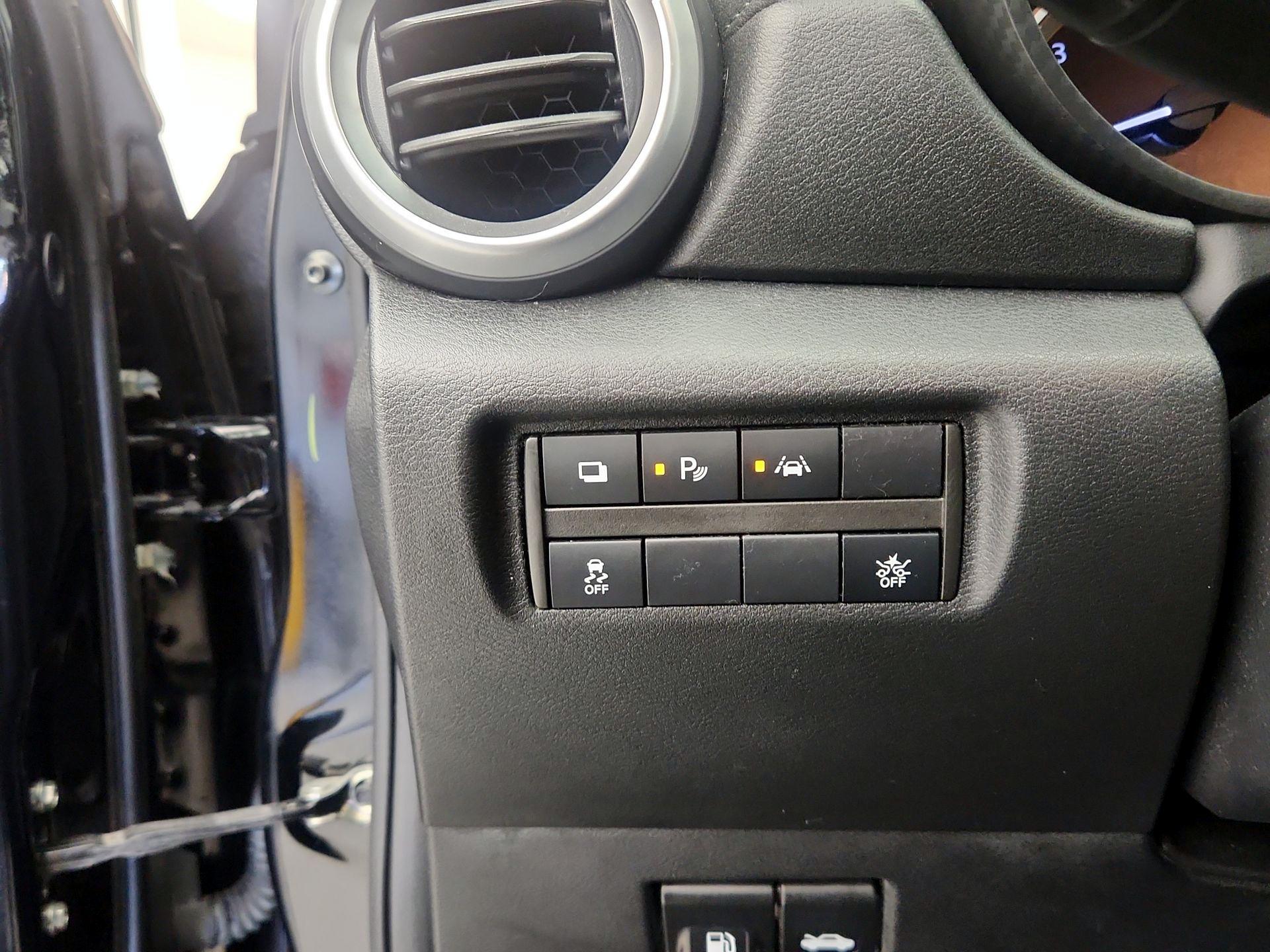 Thumbnail: 2021 Nissan Versa - 13