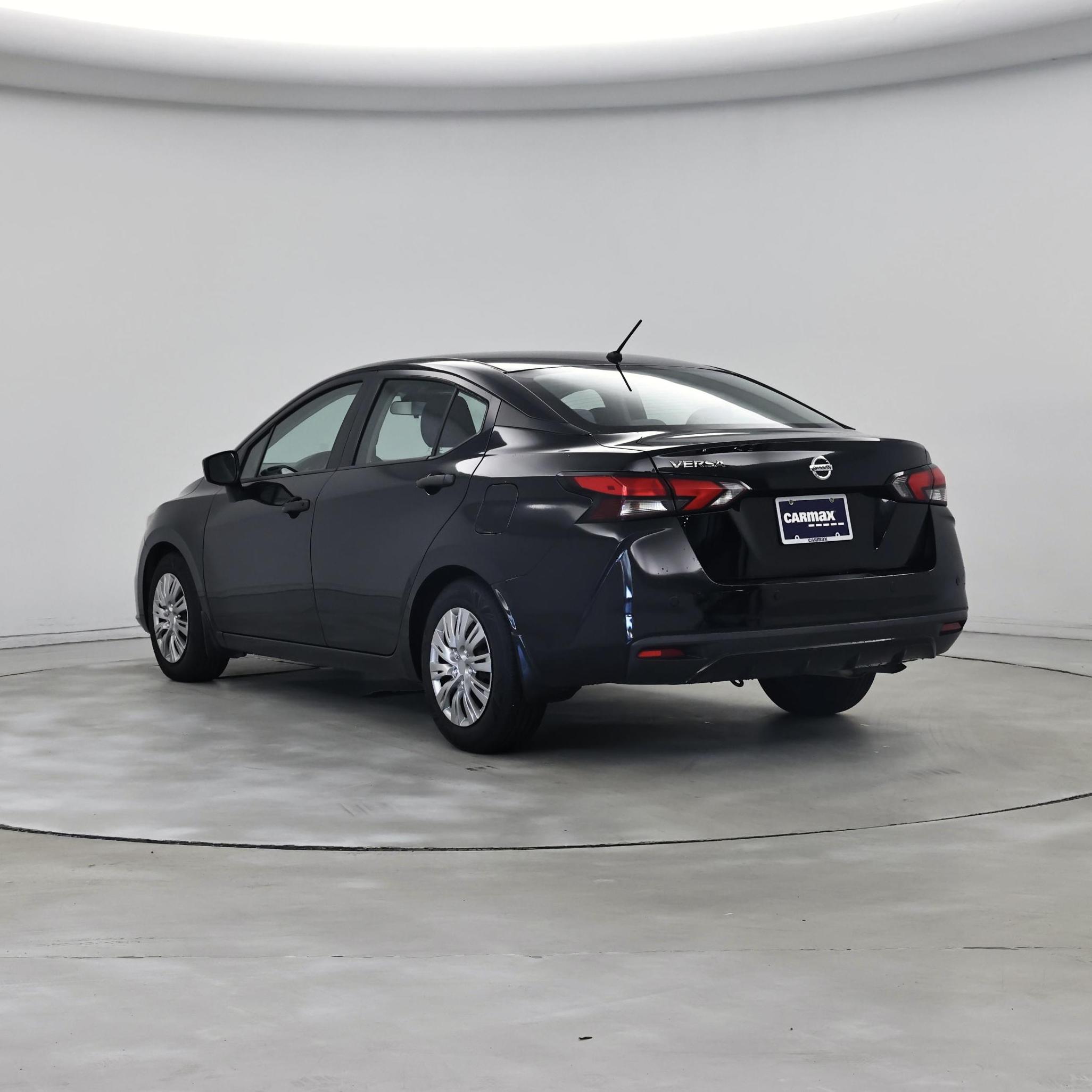 Thumbnail: 2021 Nissan Versa - 2