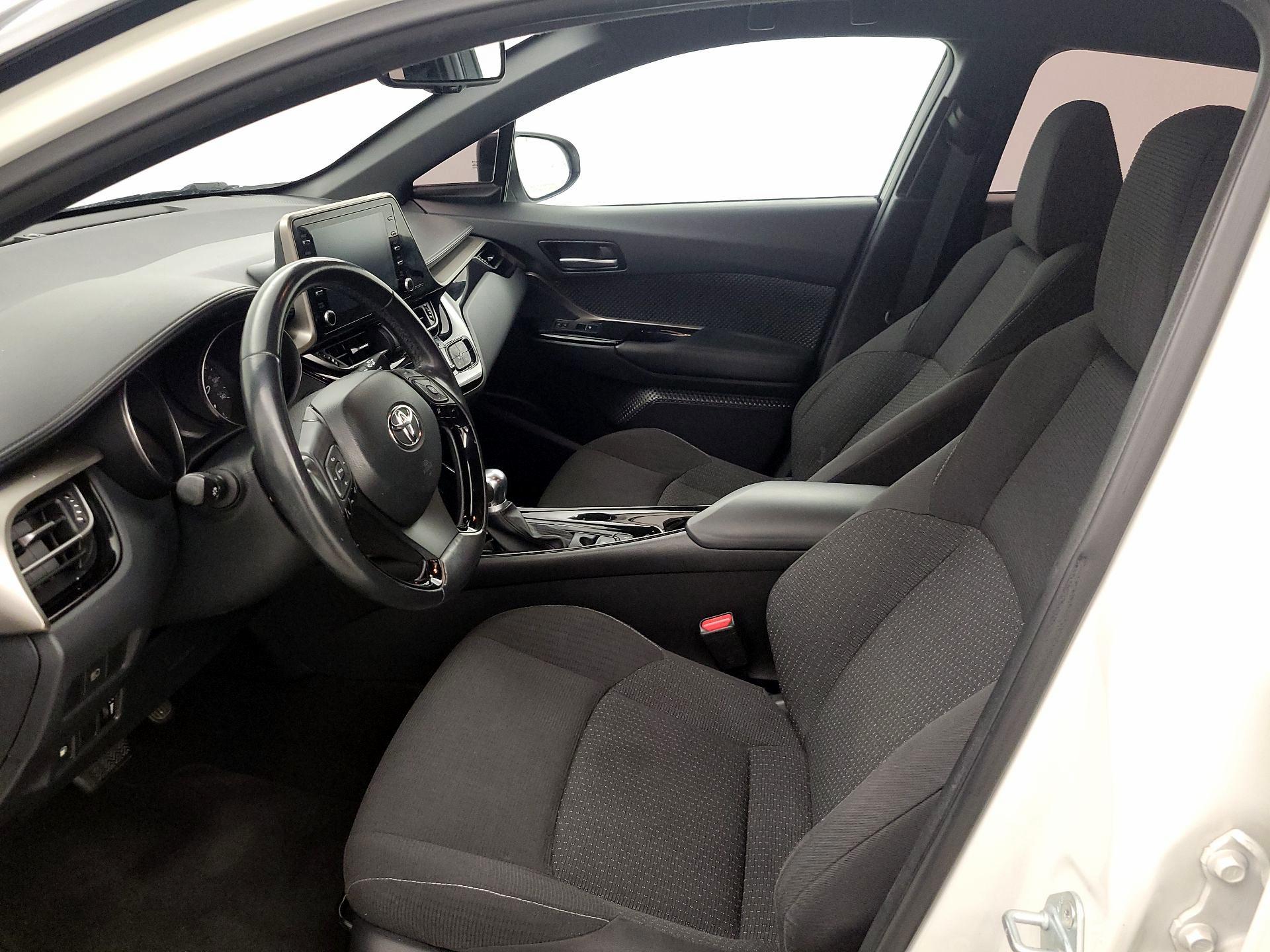 Thumbnail: 2019 Toyota C-HR - 11