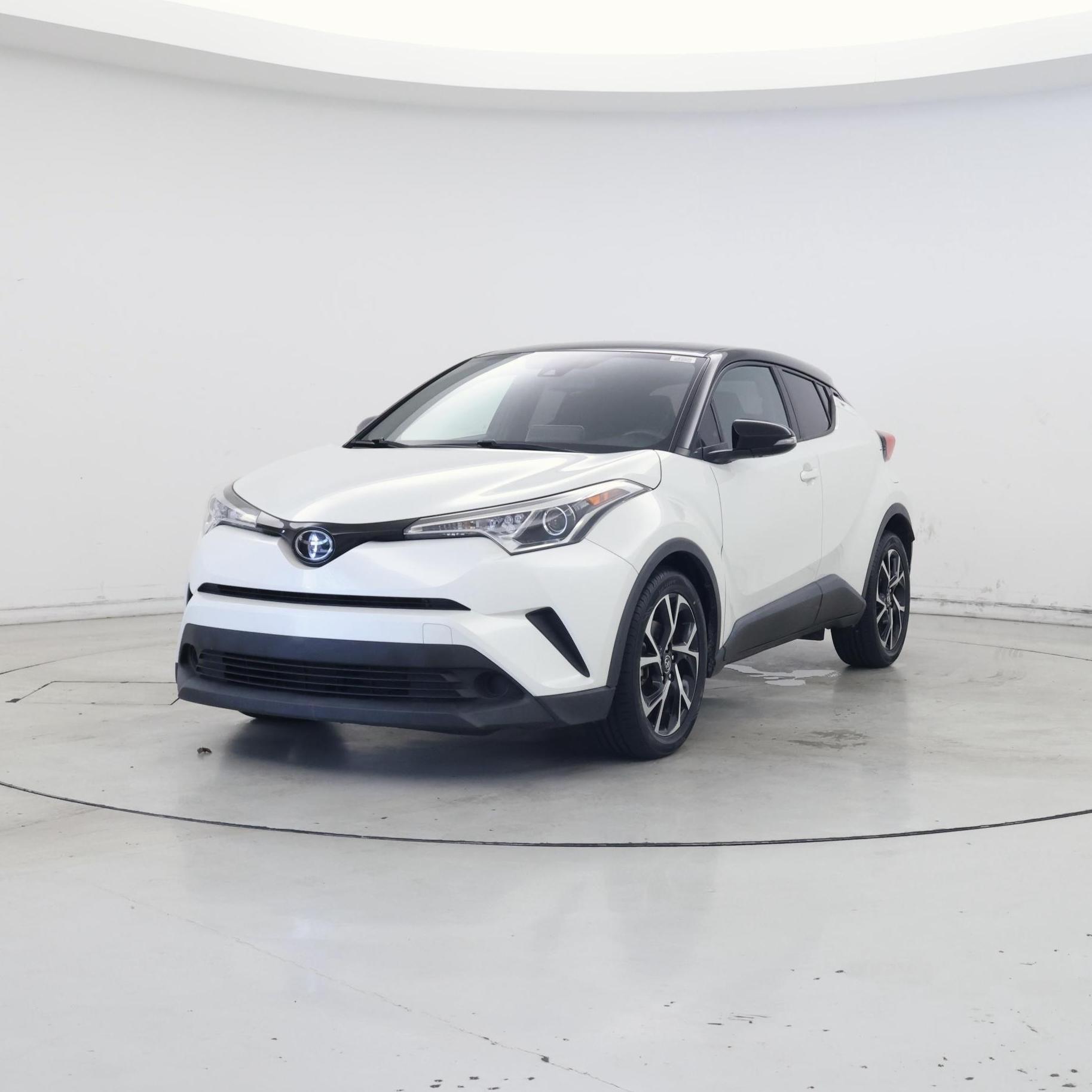 Thumbnail: 2019 Toyota C-HR - 4