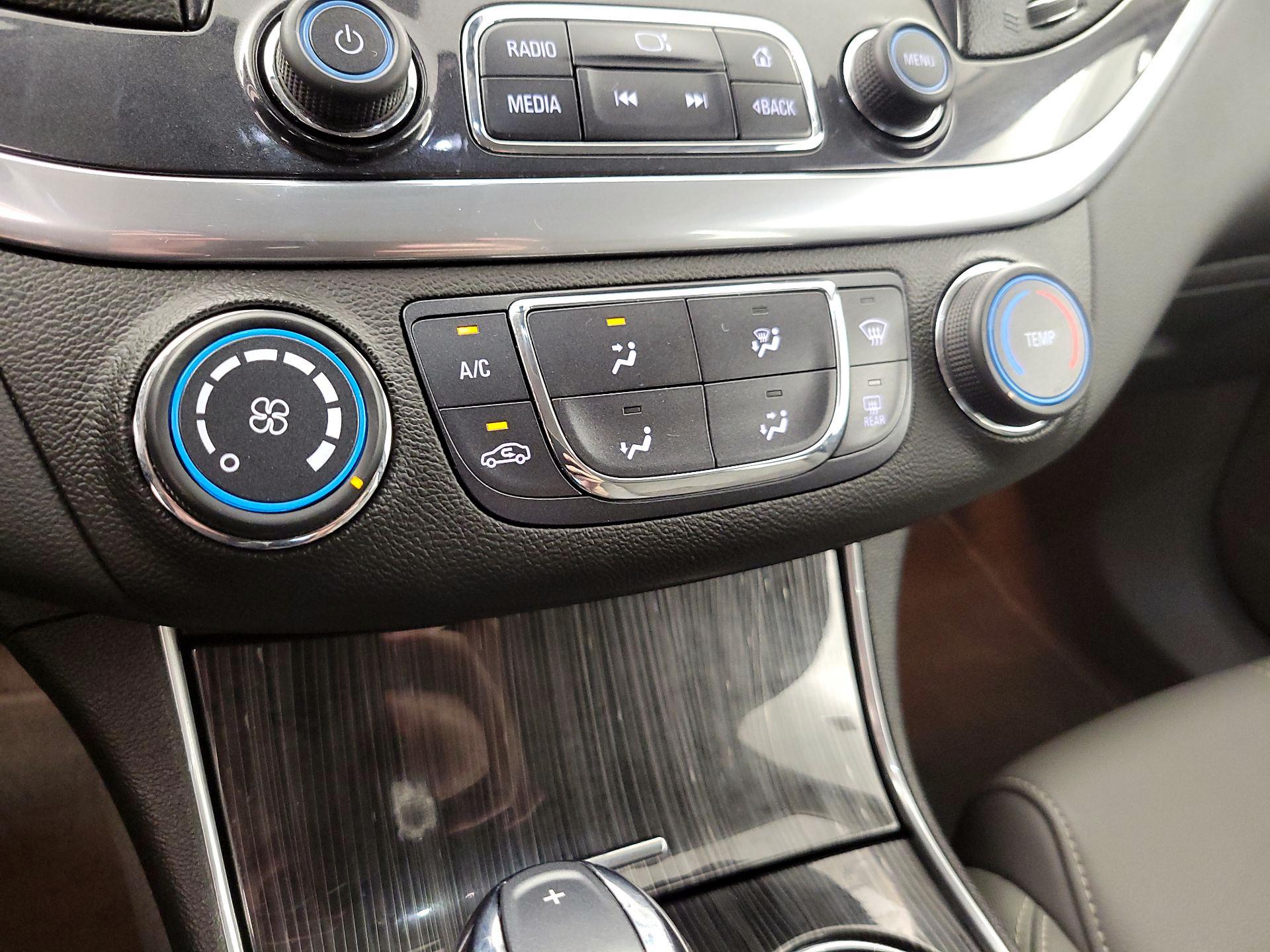 Thumbnail: 2019 Chevrolet Impala - 17