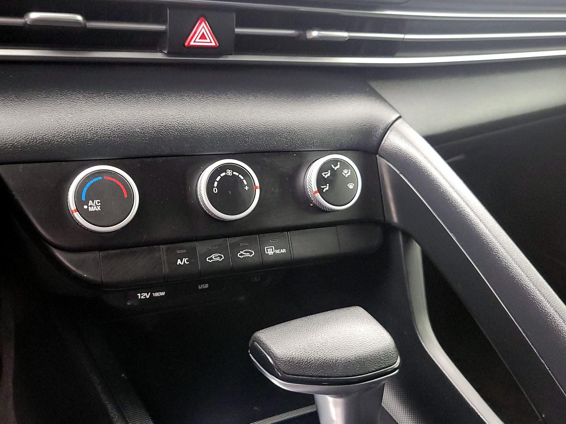 Thumbnail: 2021 Hyundai Elantra - 16
