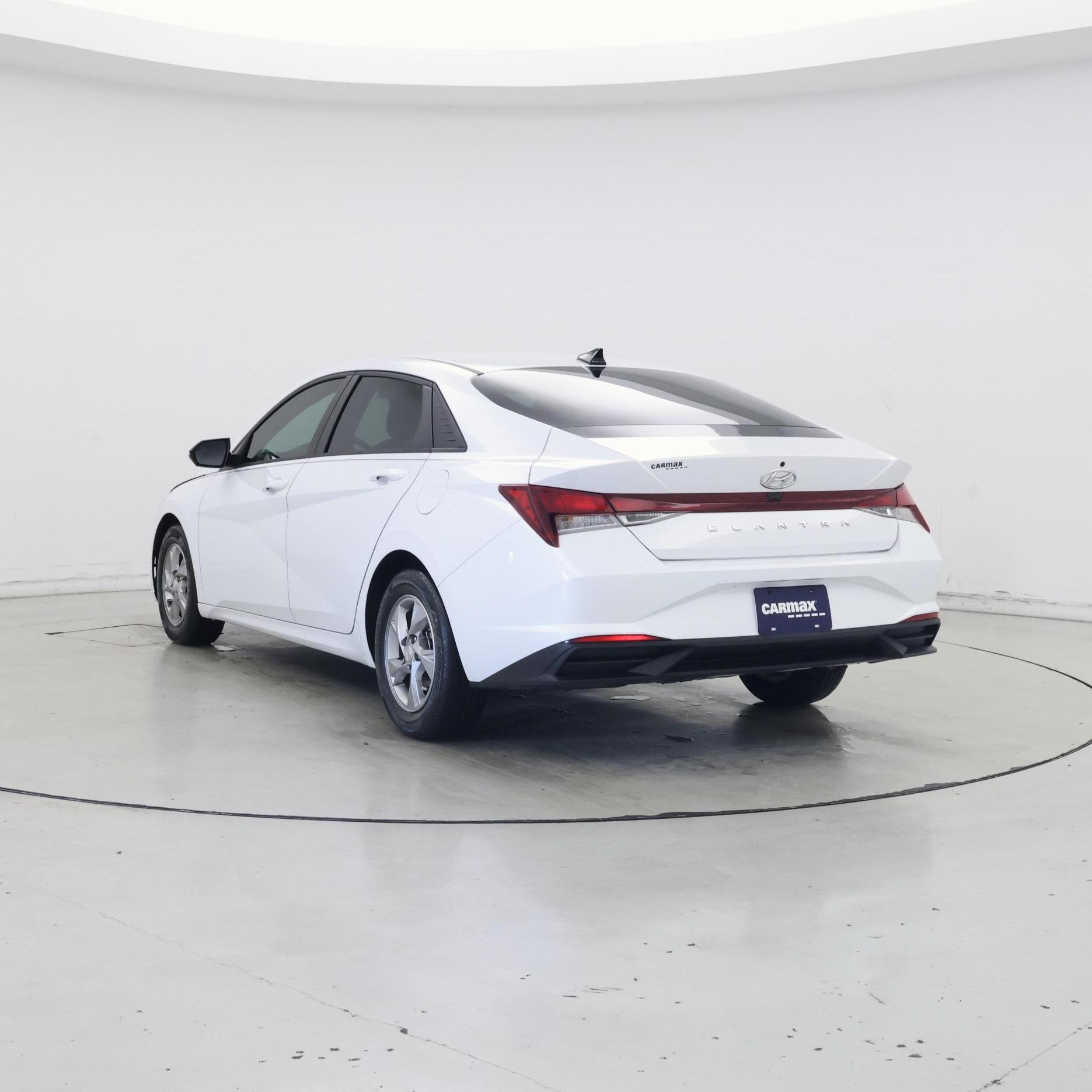 Thumbnail: 2021 Hyundai Elantra - 2