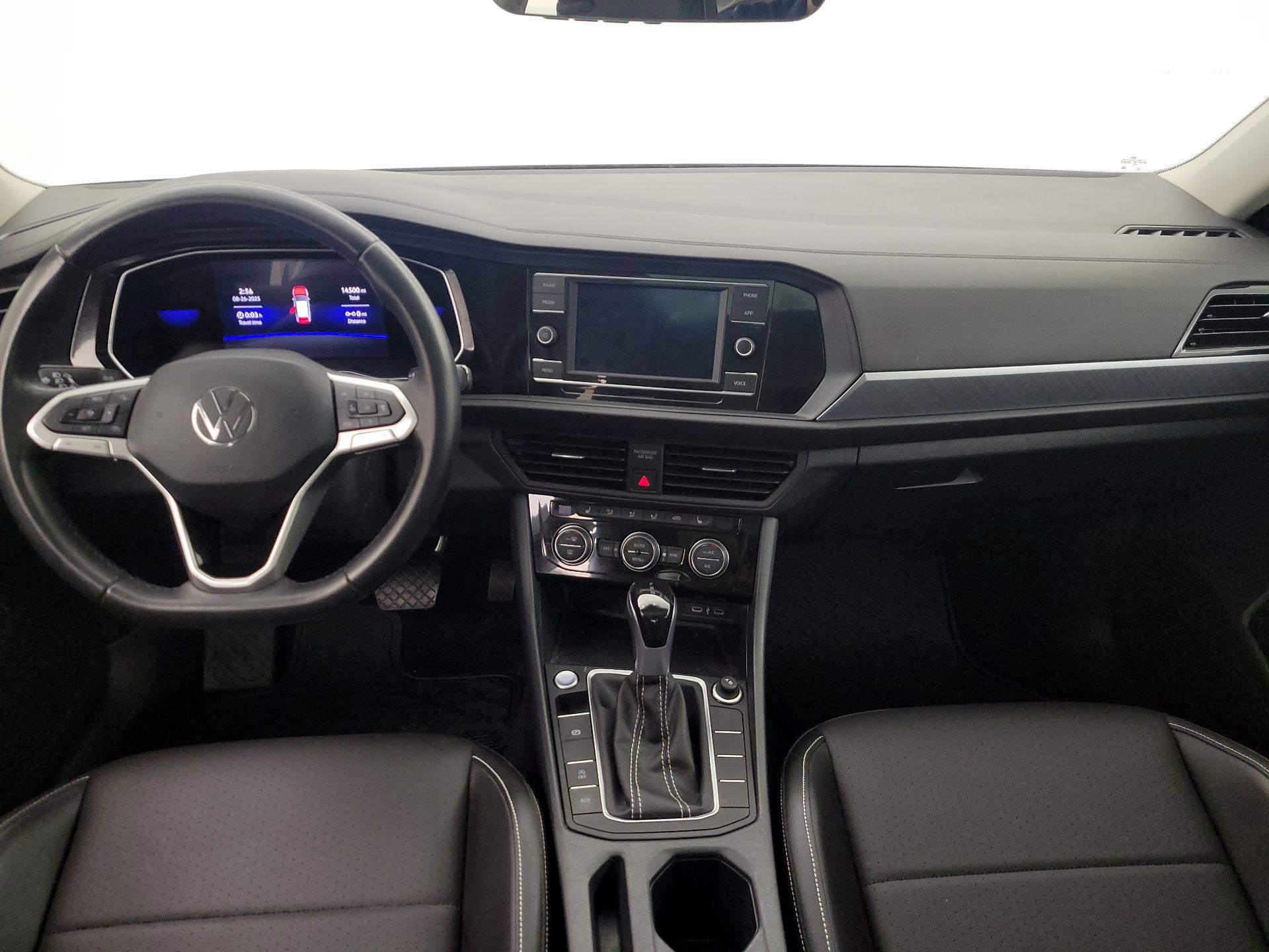 Thumbnail: 2023 Volkswagen Jetta - 9