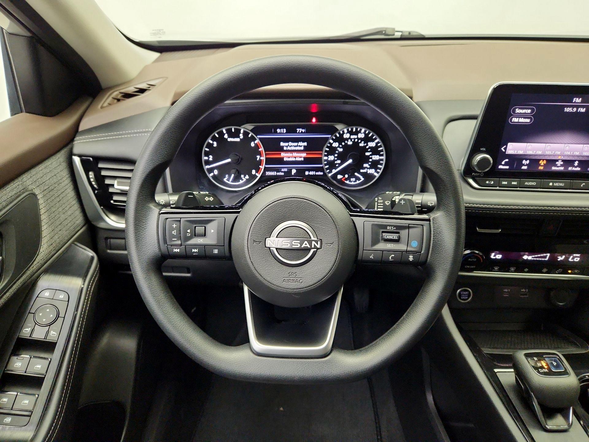Thumbnail: 2022 Nissan Rogue - 10