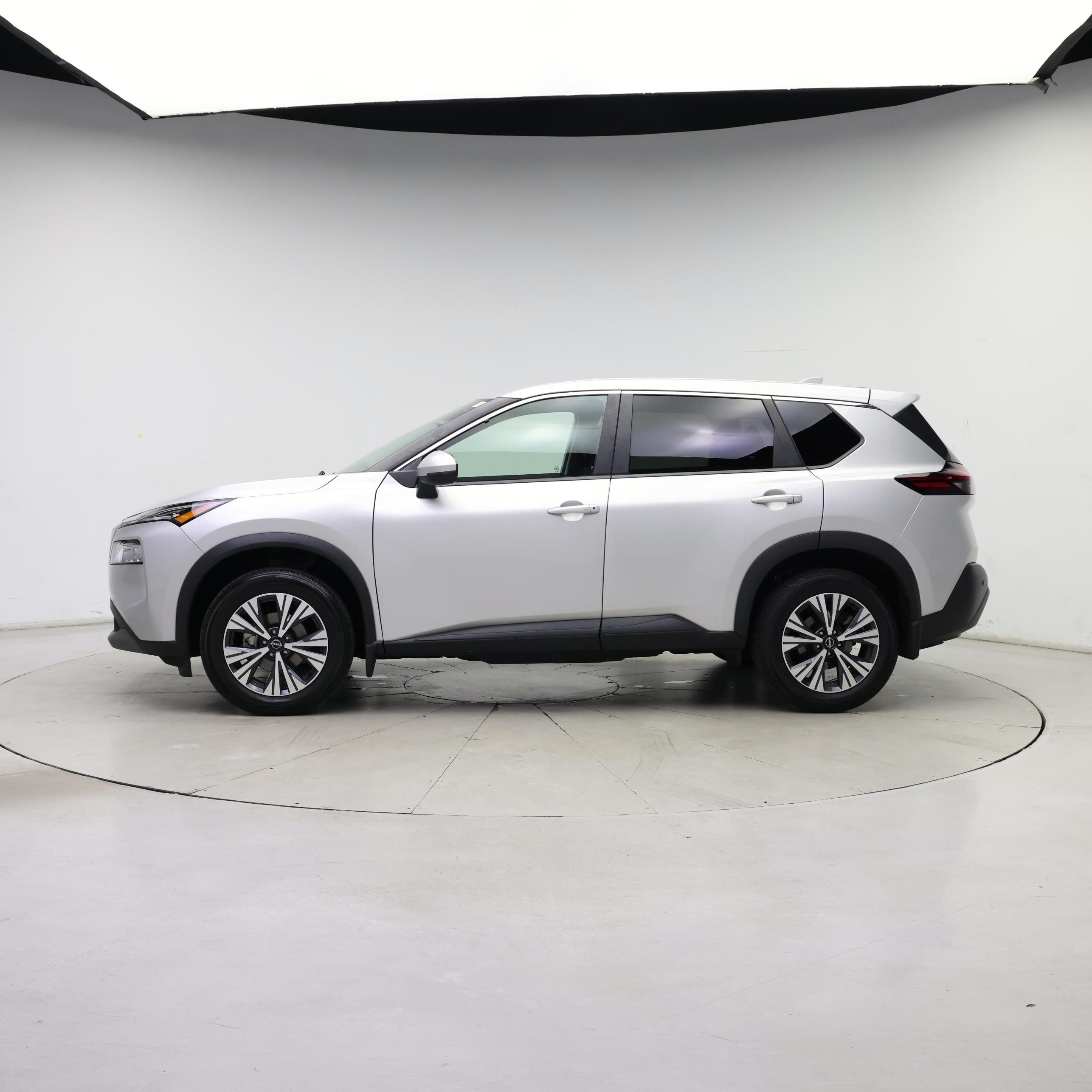 Thumbnail: 2022 Nissan Rogue - 3