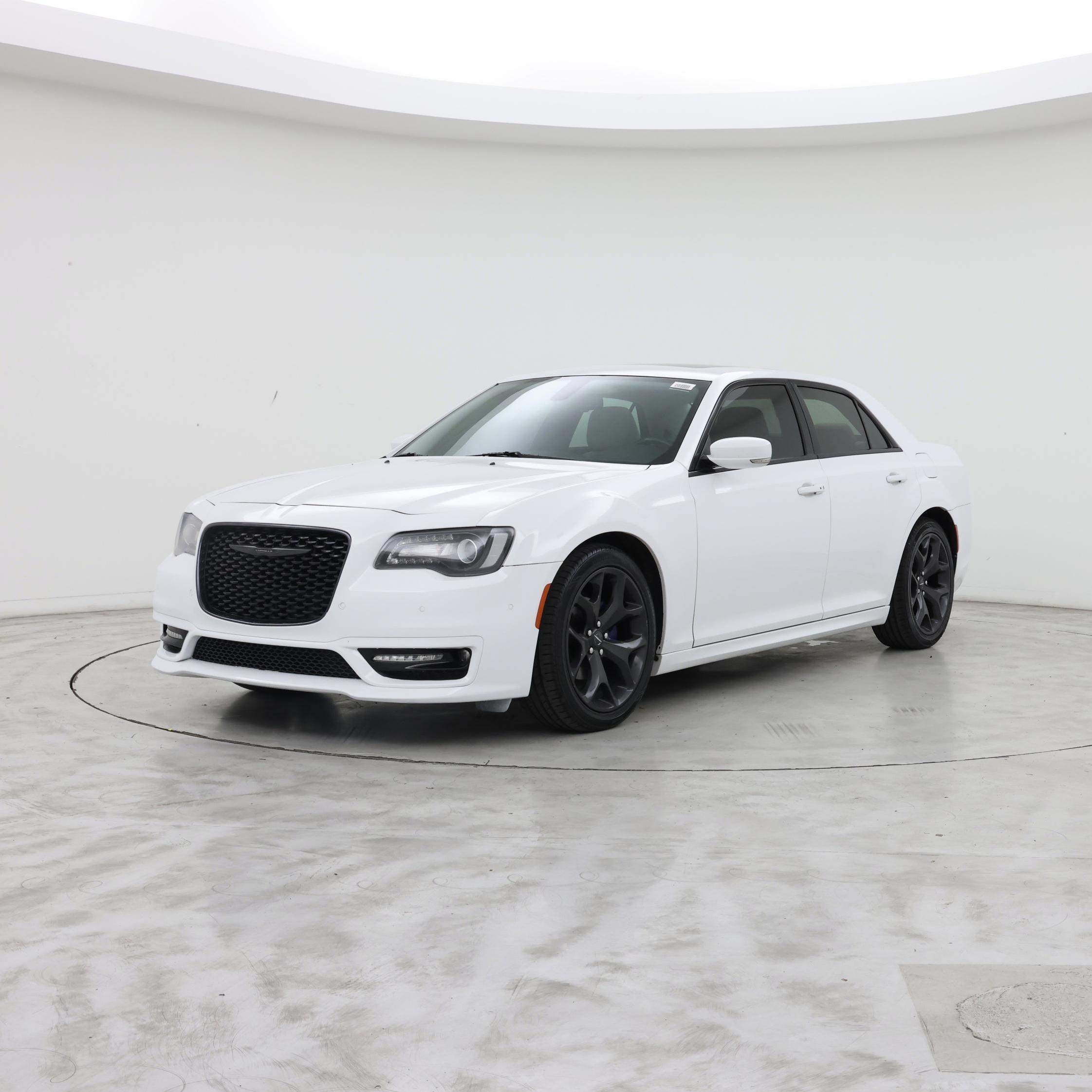 Thumbnail: 2022 Chrysler 300 - 4