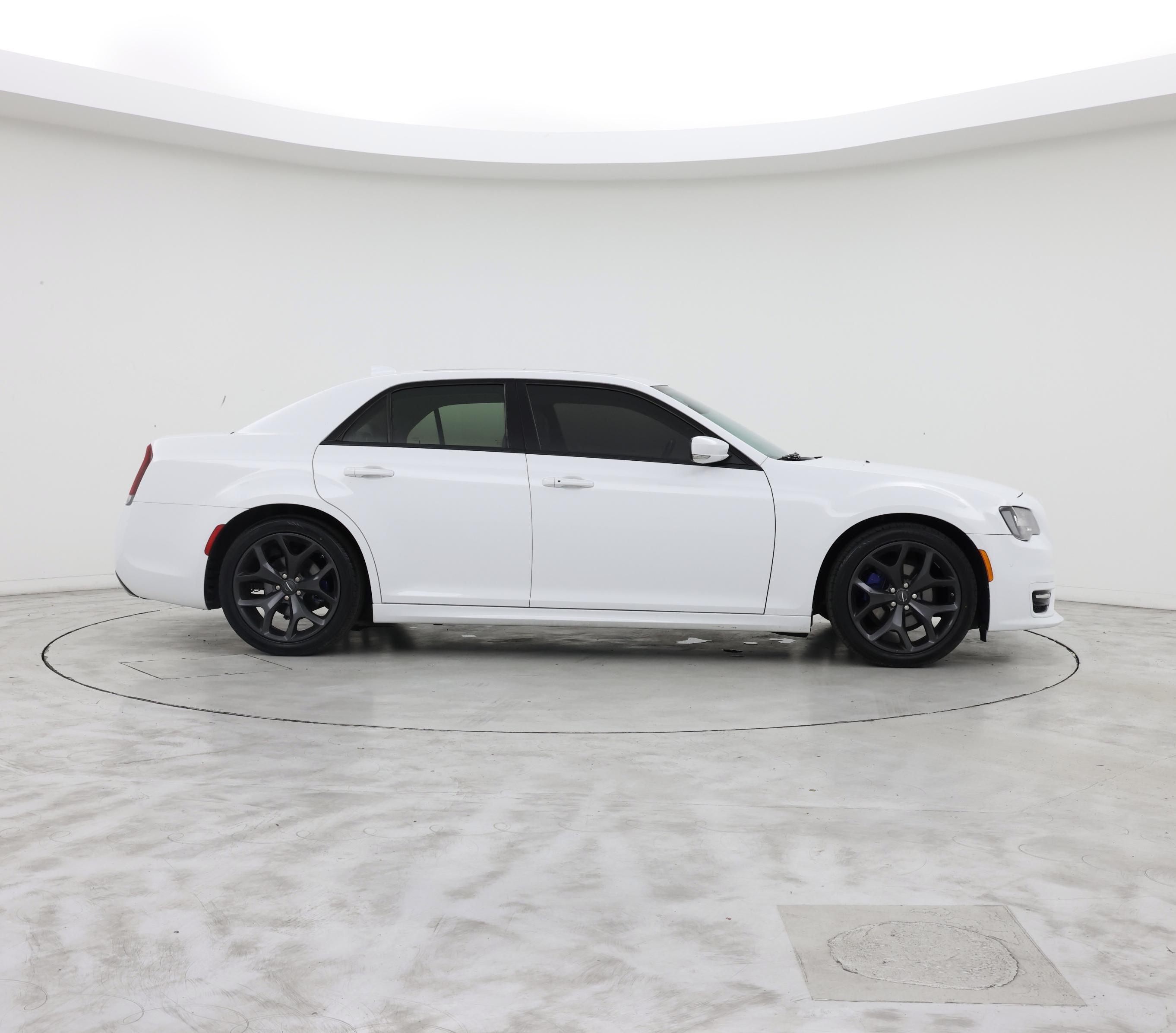 Thumbnail: 2022 Chrysler 300 - 7