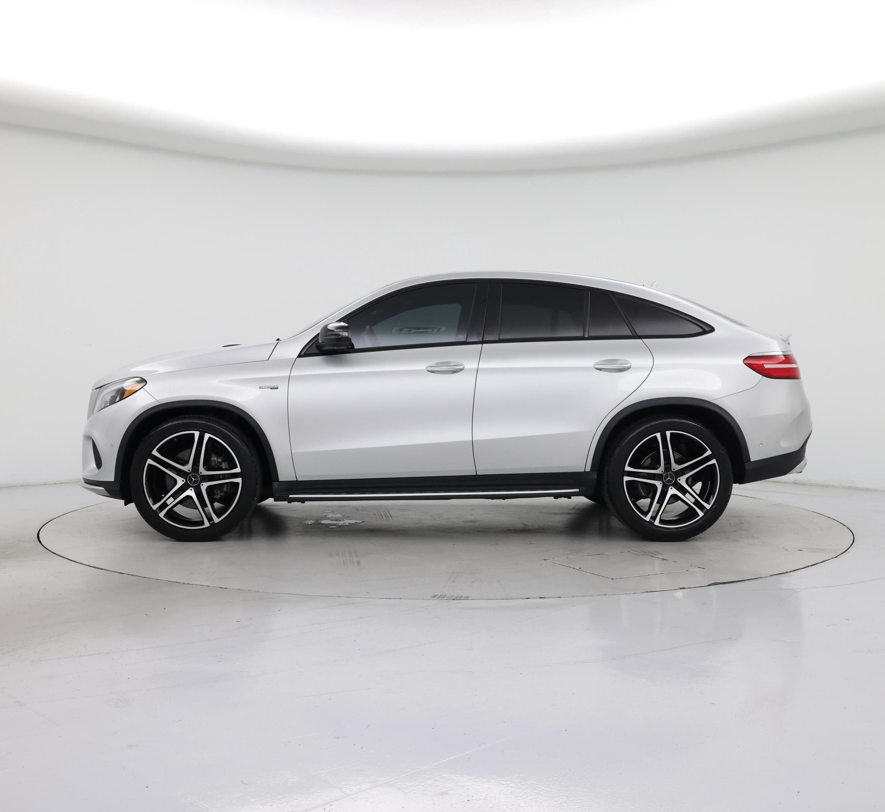 Thumbnail: 2019 Mercedes-Benz GLE - 3