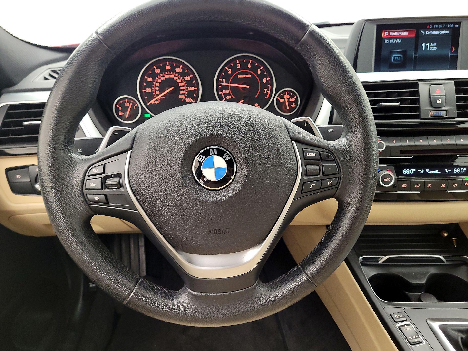 Thumbnail: 2018 BMW 3 Series - 10