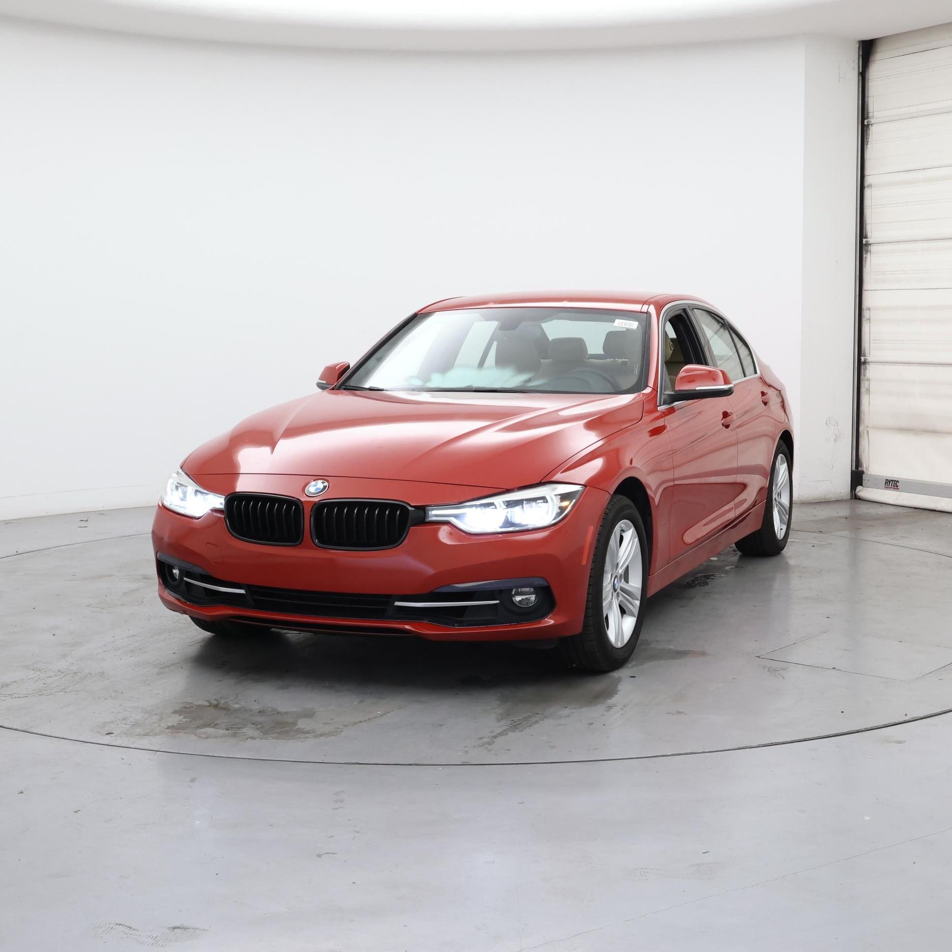 Thumbnail: 2018 BMW 3 Series - 4