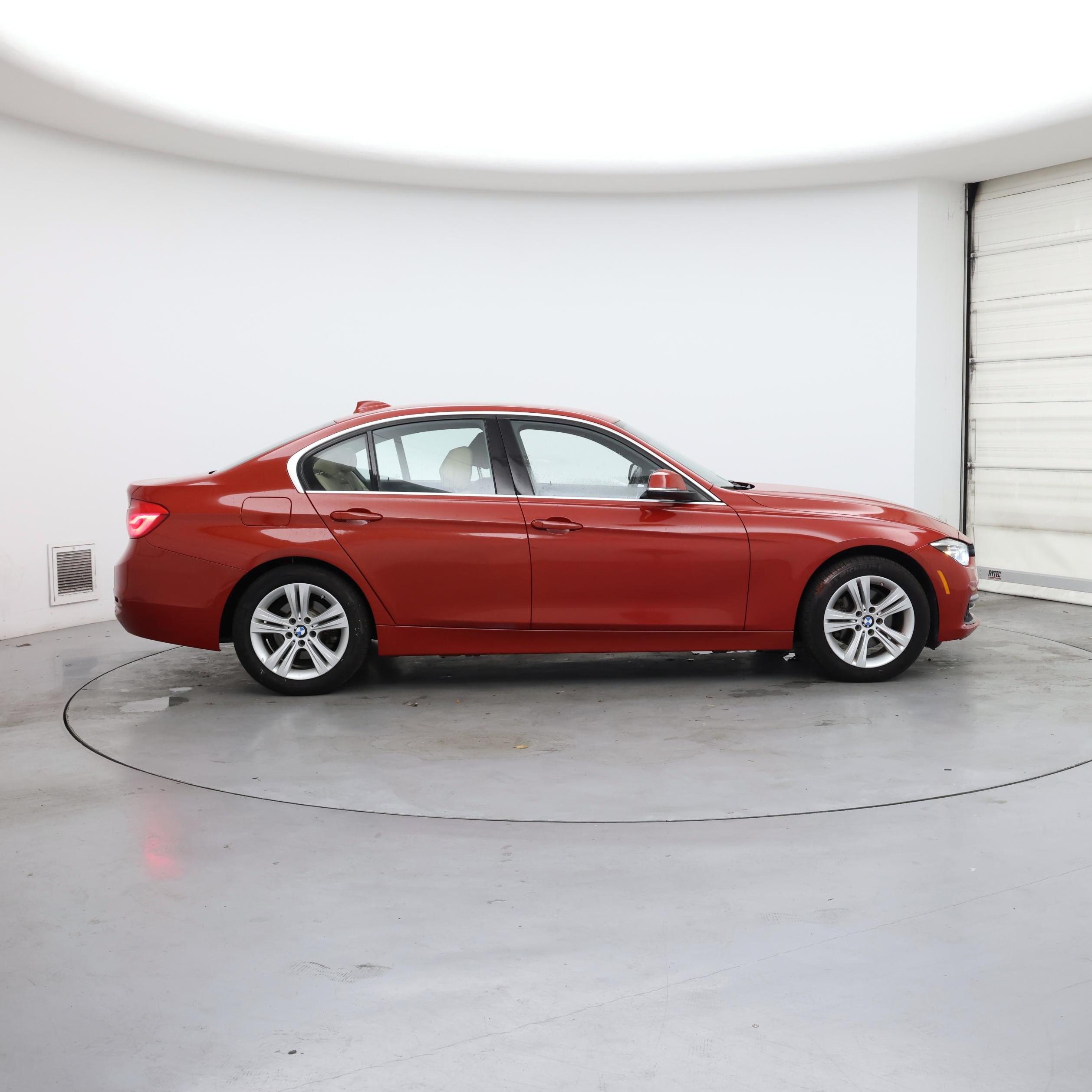 Thumbnail: 2018 BMW 3 Series - 7