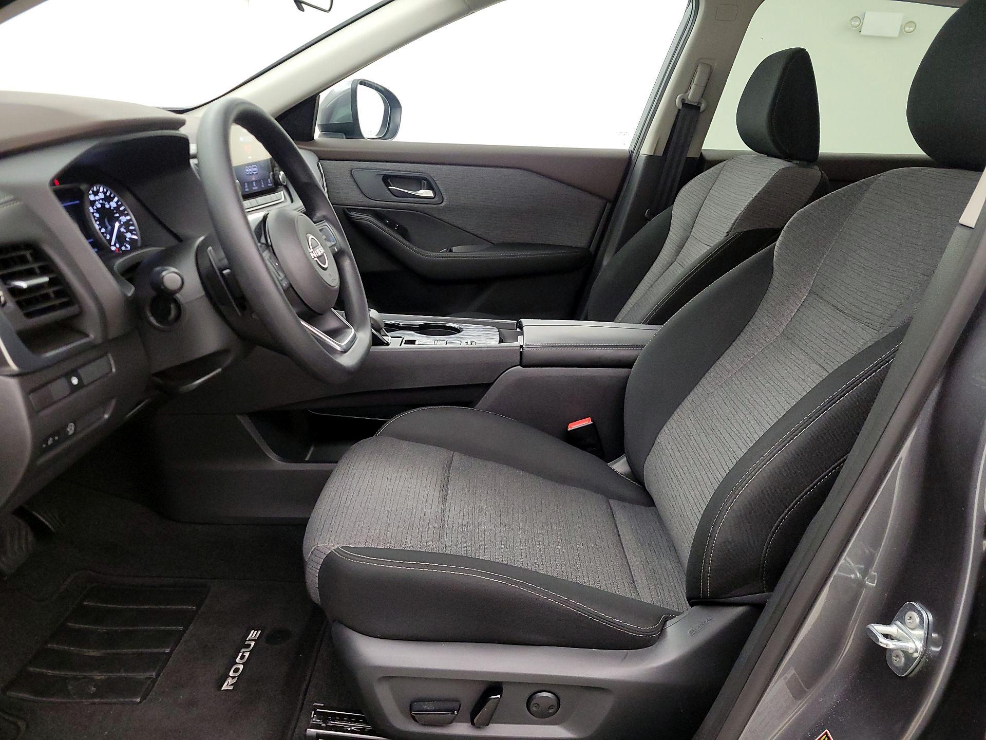 Thumbnail: 2023 Nissan Rogue - 11
