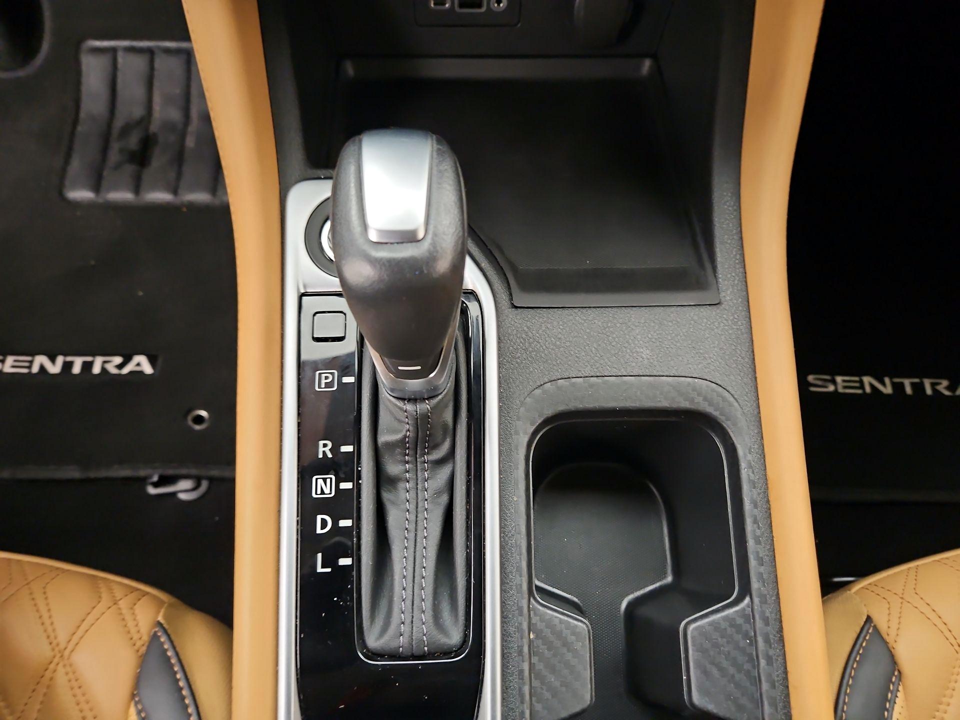 Thumbnail: 2023 Nissan Sentra - 17