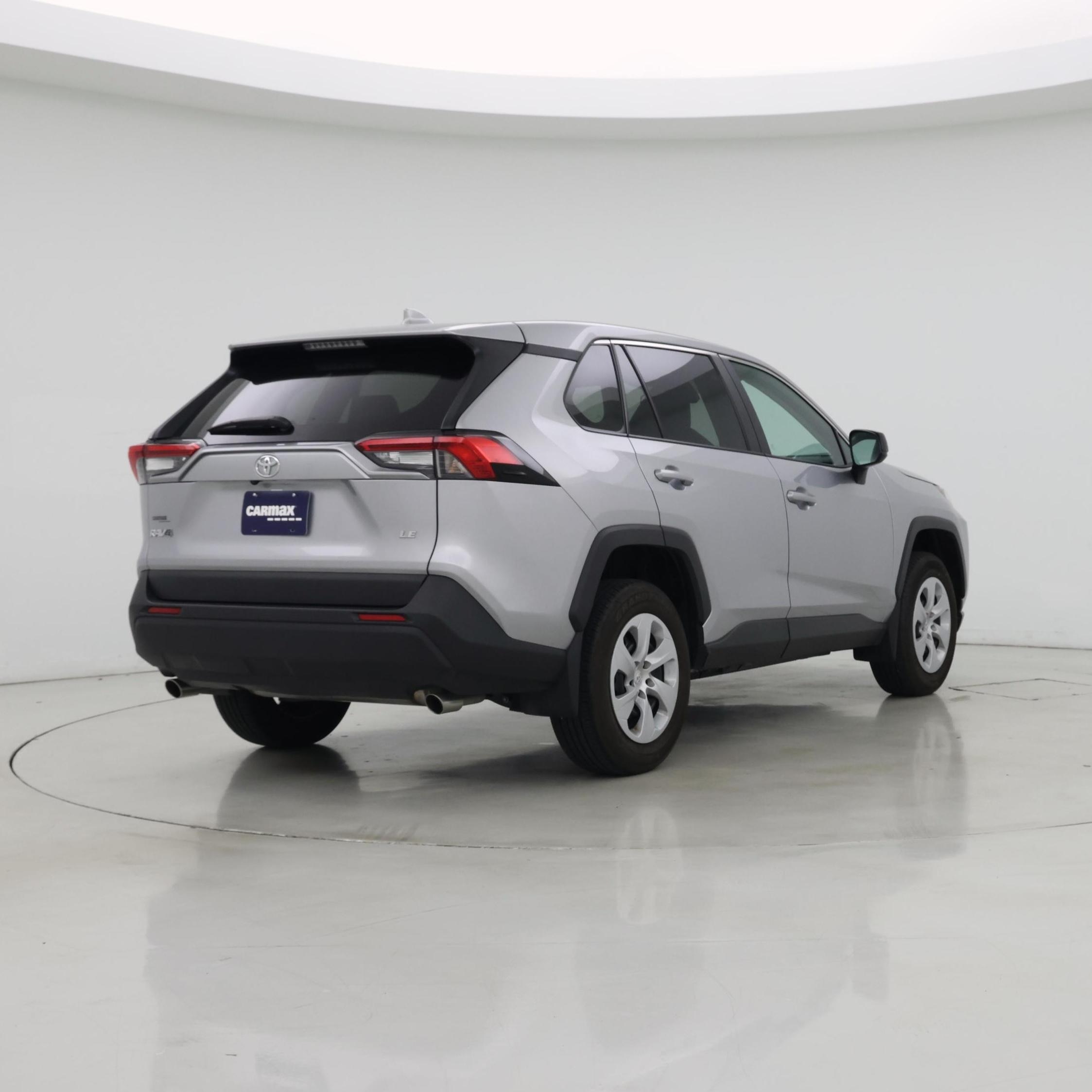 Thumbnail: 2024 Toyota RAV4 - 8