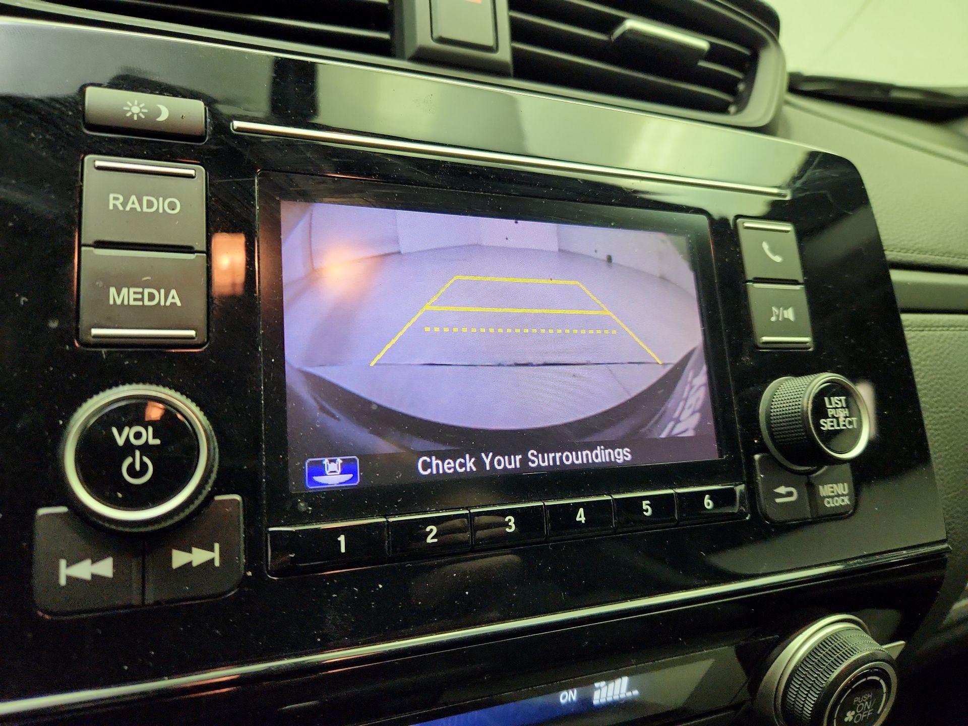 Thumbnail: 2019 Honda CR-V - 14