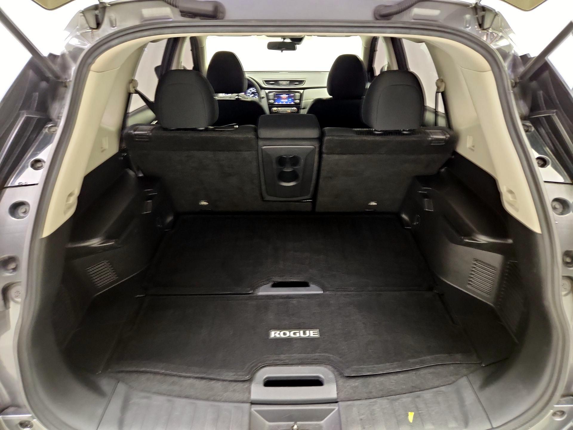 Thumbnail: 2019 Nissan Rogue - 20
