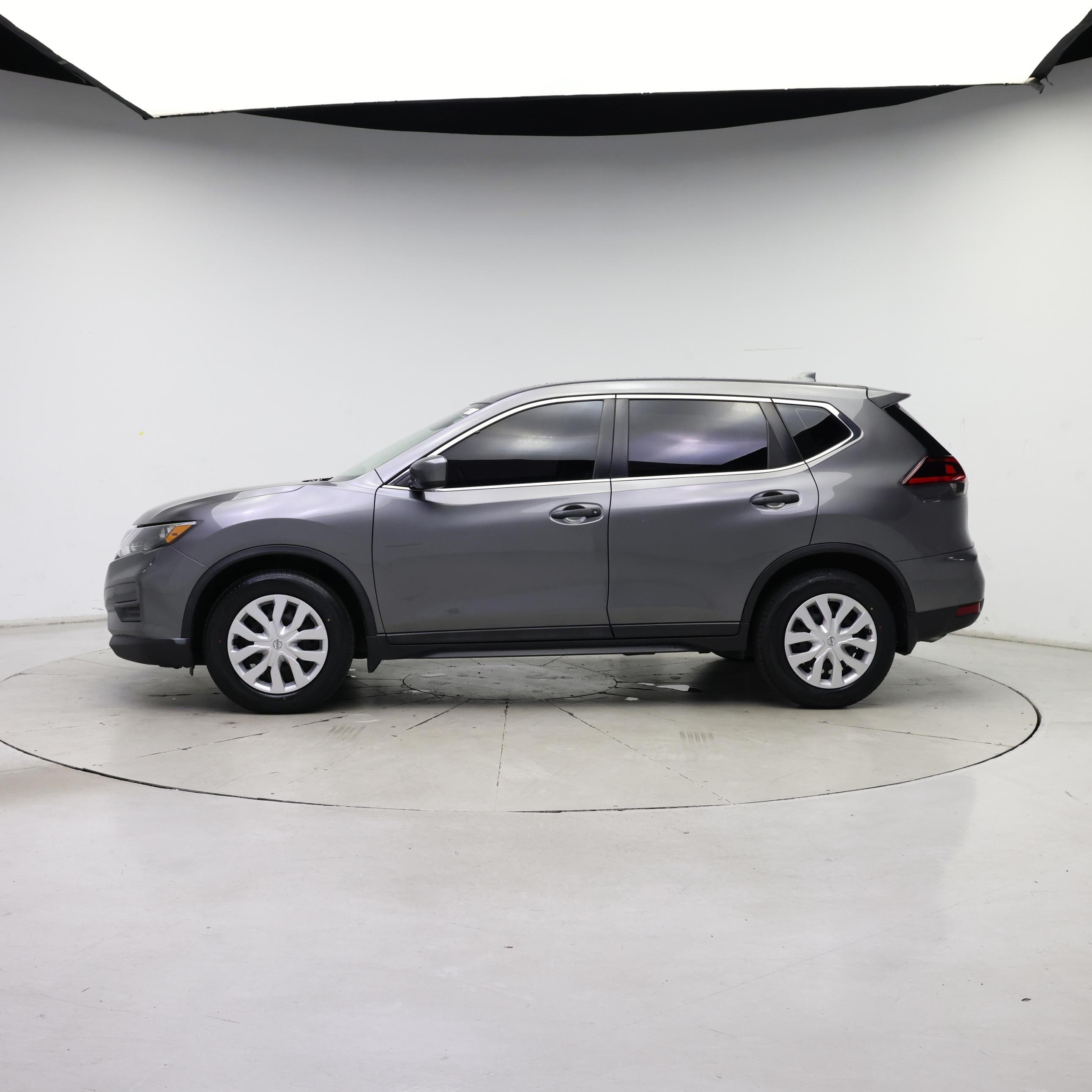 Thumbnail: 2019 Nissan Rogue - 3