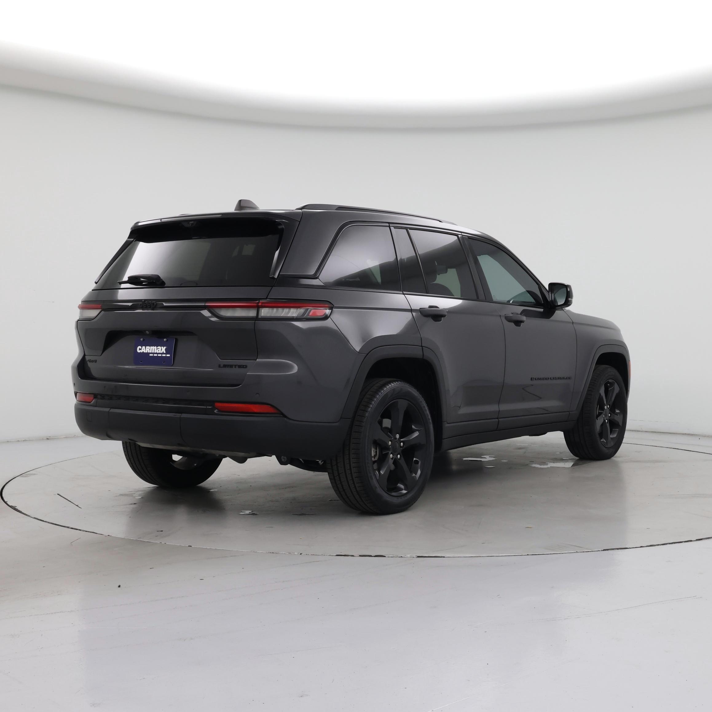Thumbnail: 2023 Jeep Grand Cherokee - 8