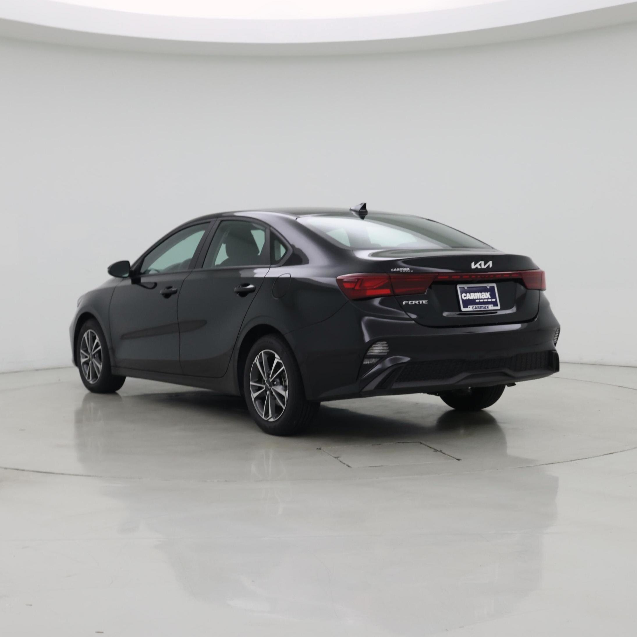 Thumbnail: 2024 Kia Forte - 2