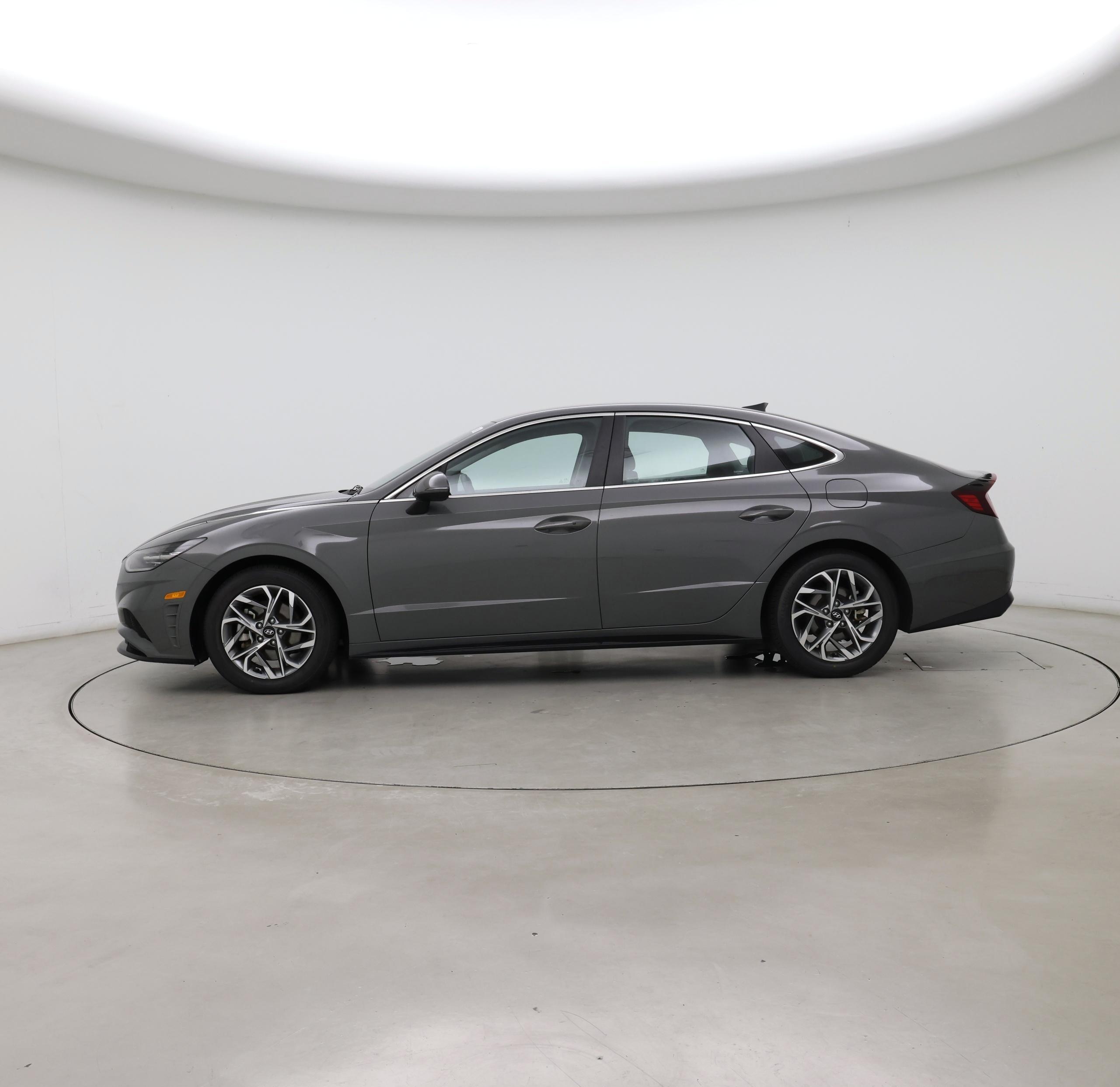 Thumbnail: 2023 Hyundai Sonata - 3