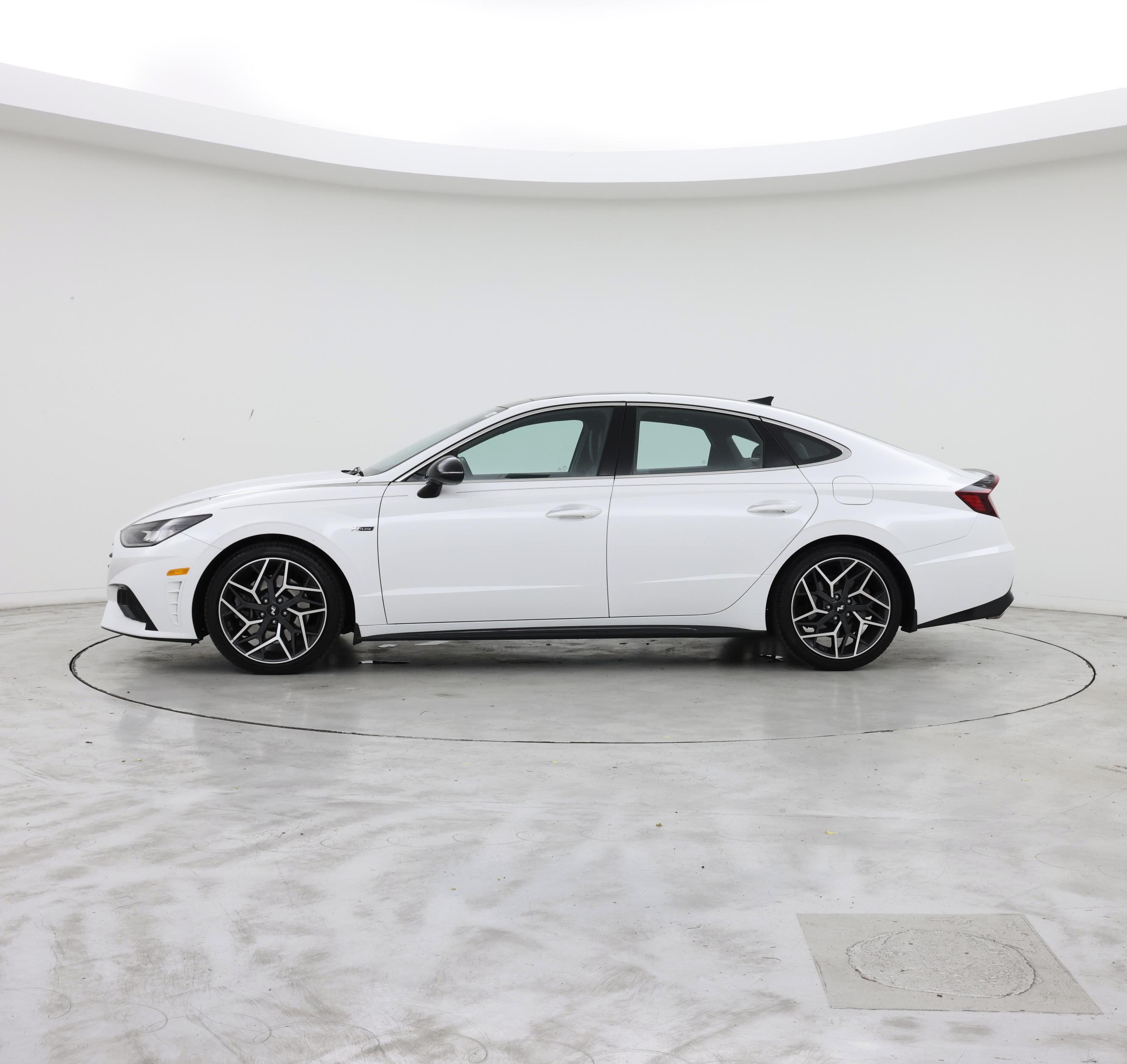 Thumbnail: 2022 Hyundai Sonata - 3