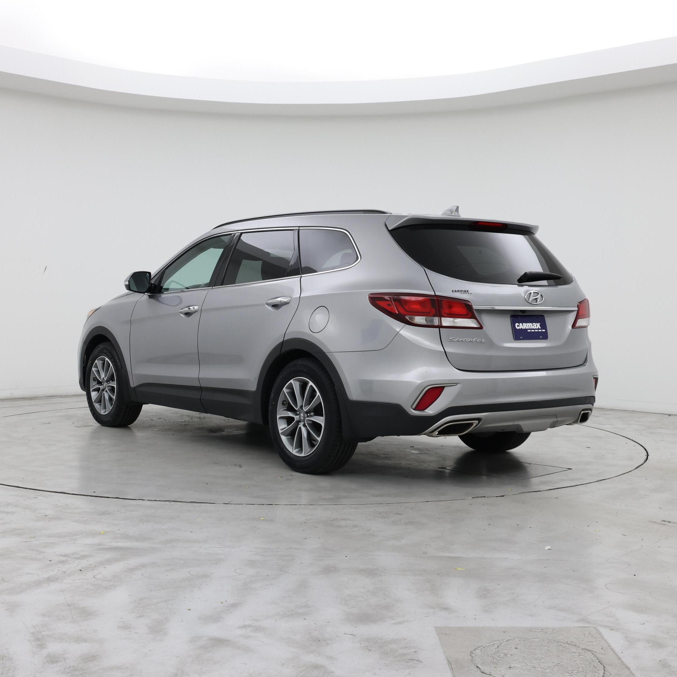 Thumbnail: 2017 Hyundai Santa Fe - 2