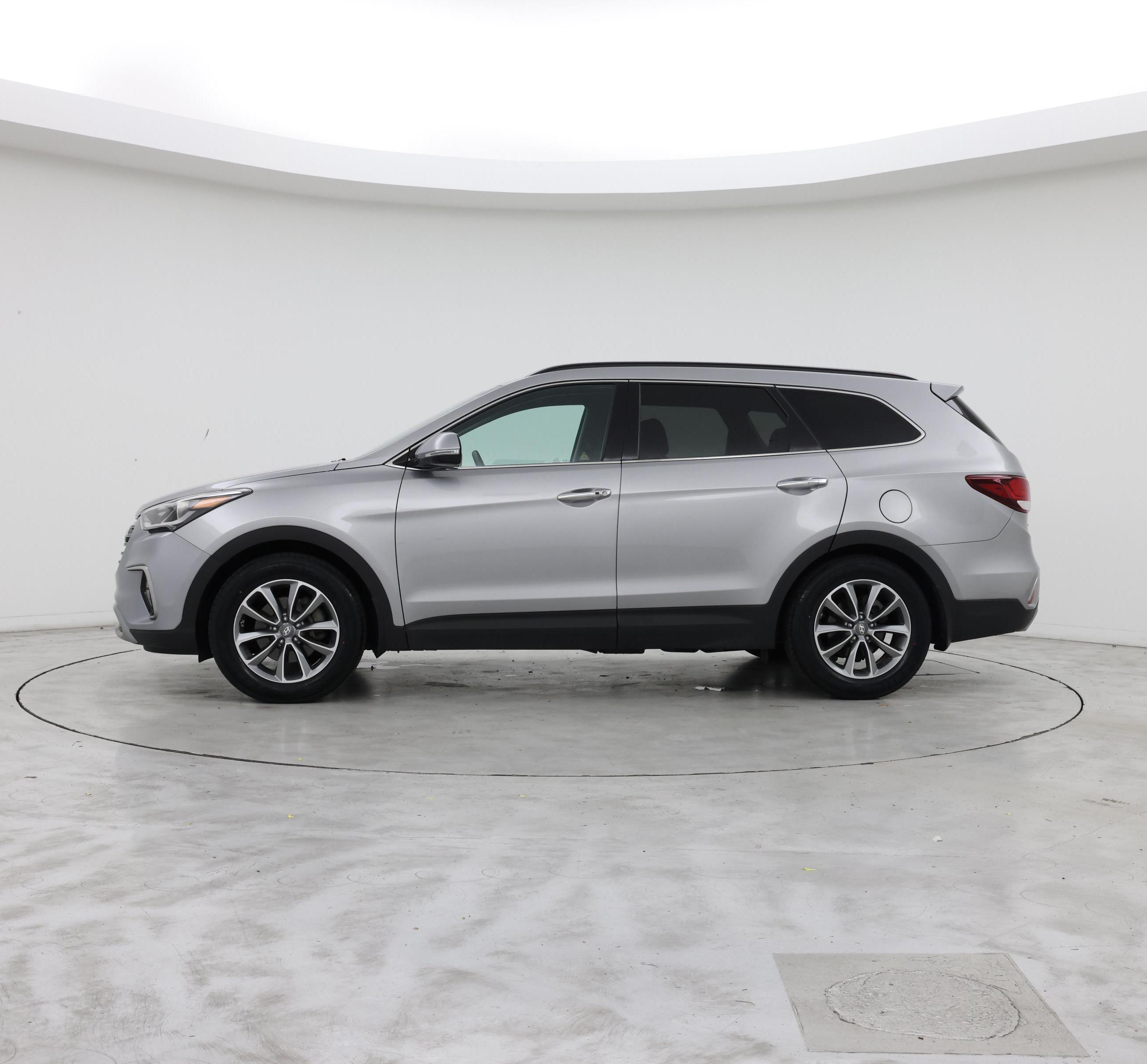 Thumbnail: 2017 Hyundai Santa Fe - 3
