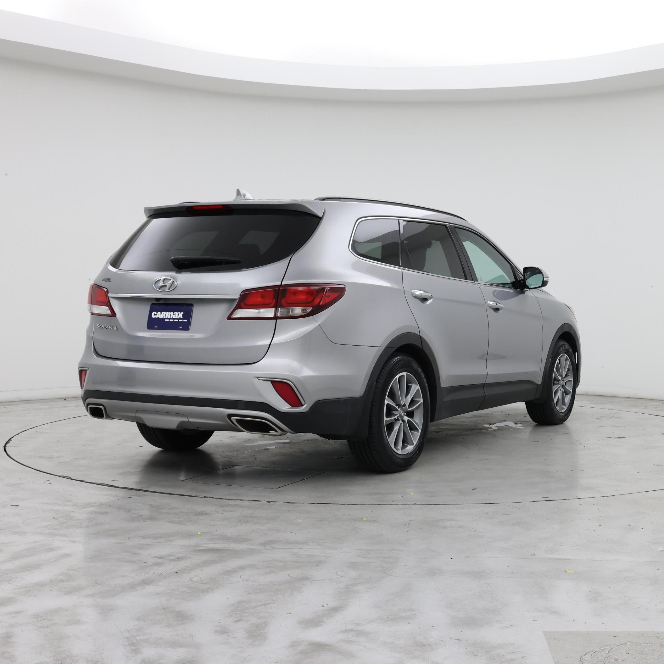 Thumbnail: 2017 Hyundai Santa Fe - 8