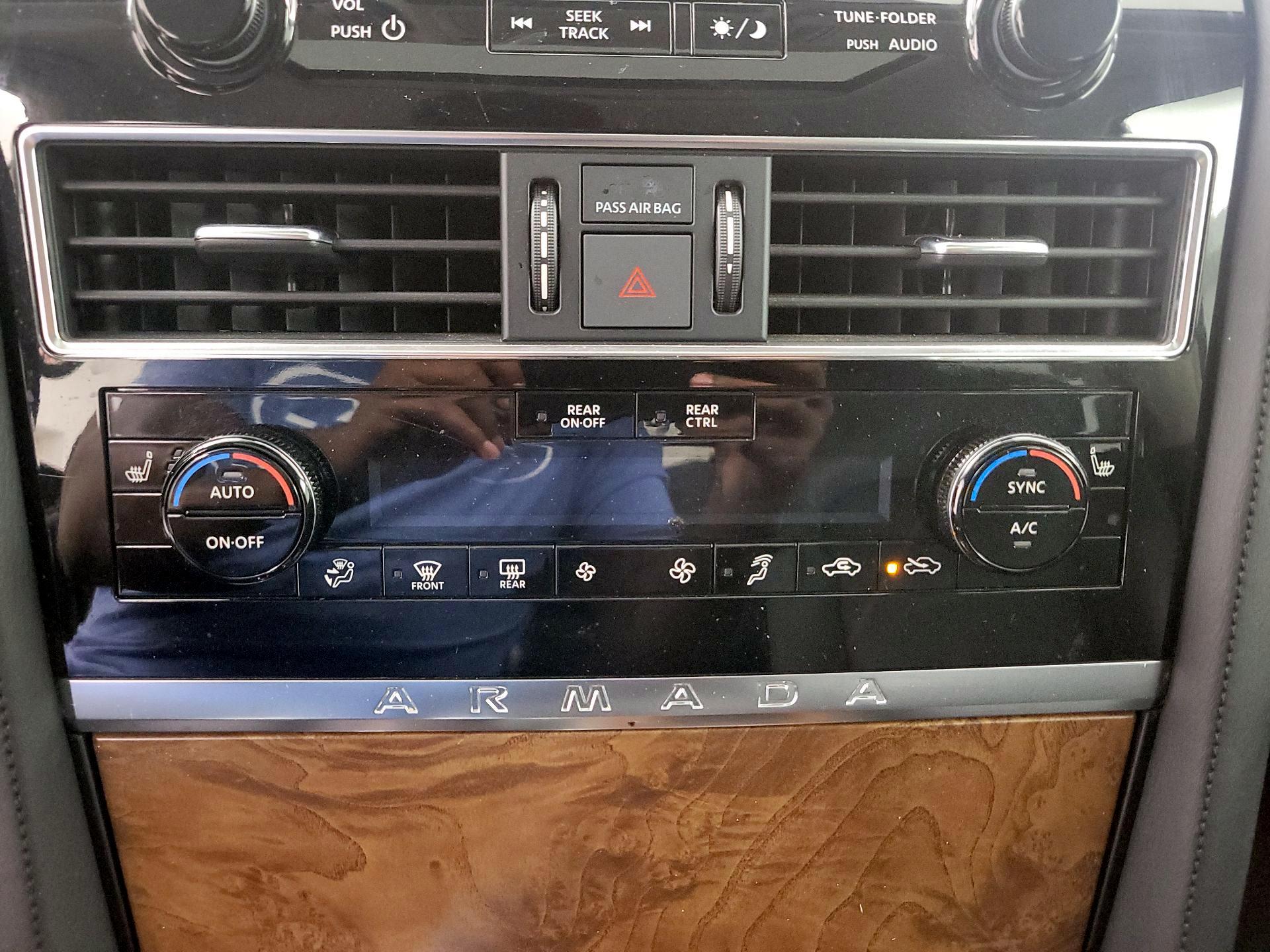 Thumbnail: 2021 Nissan Armada - 17
