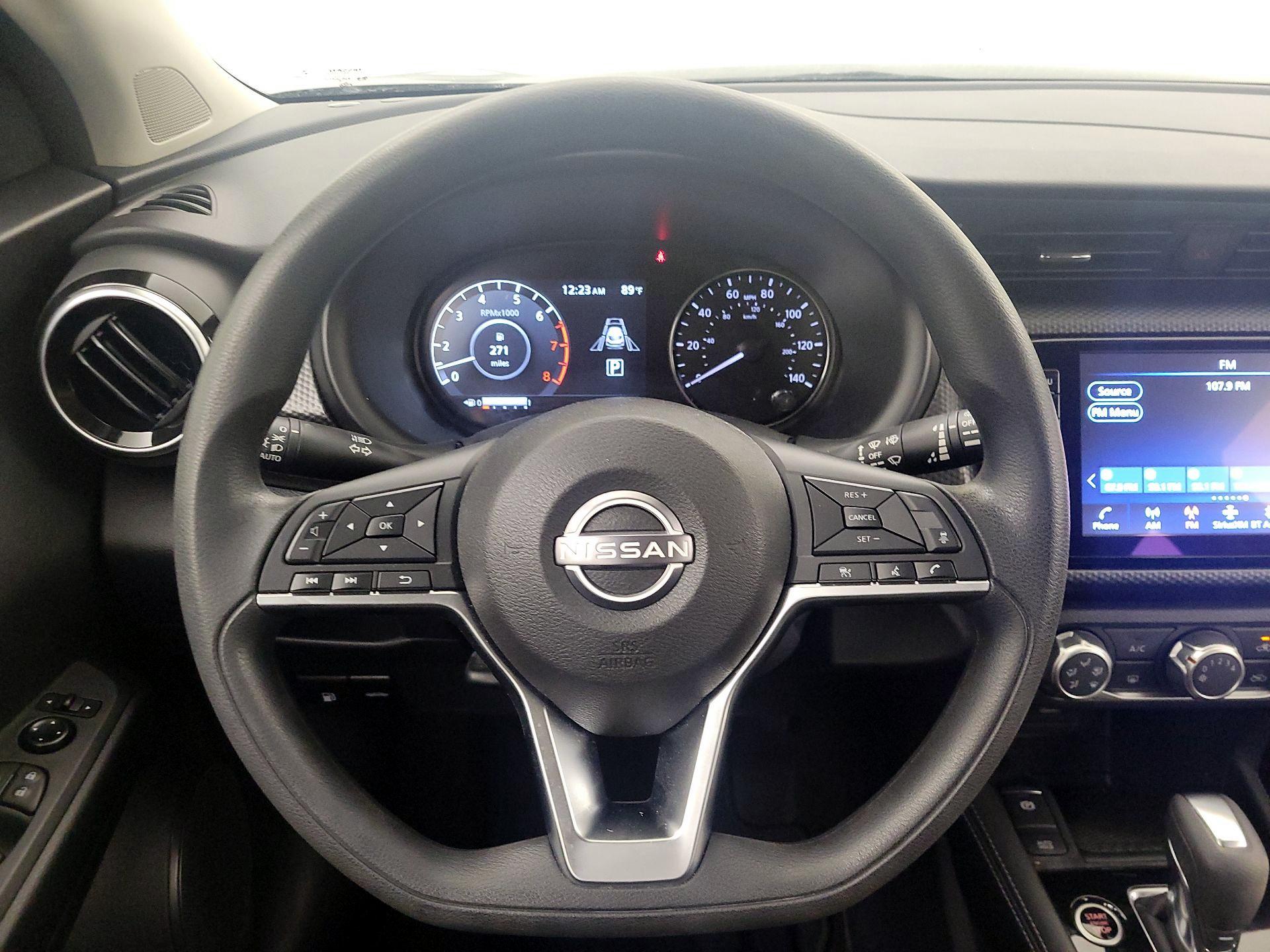 Thumbnail: 2023 Nissan Kicks - 10