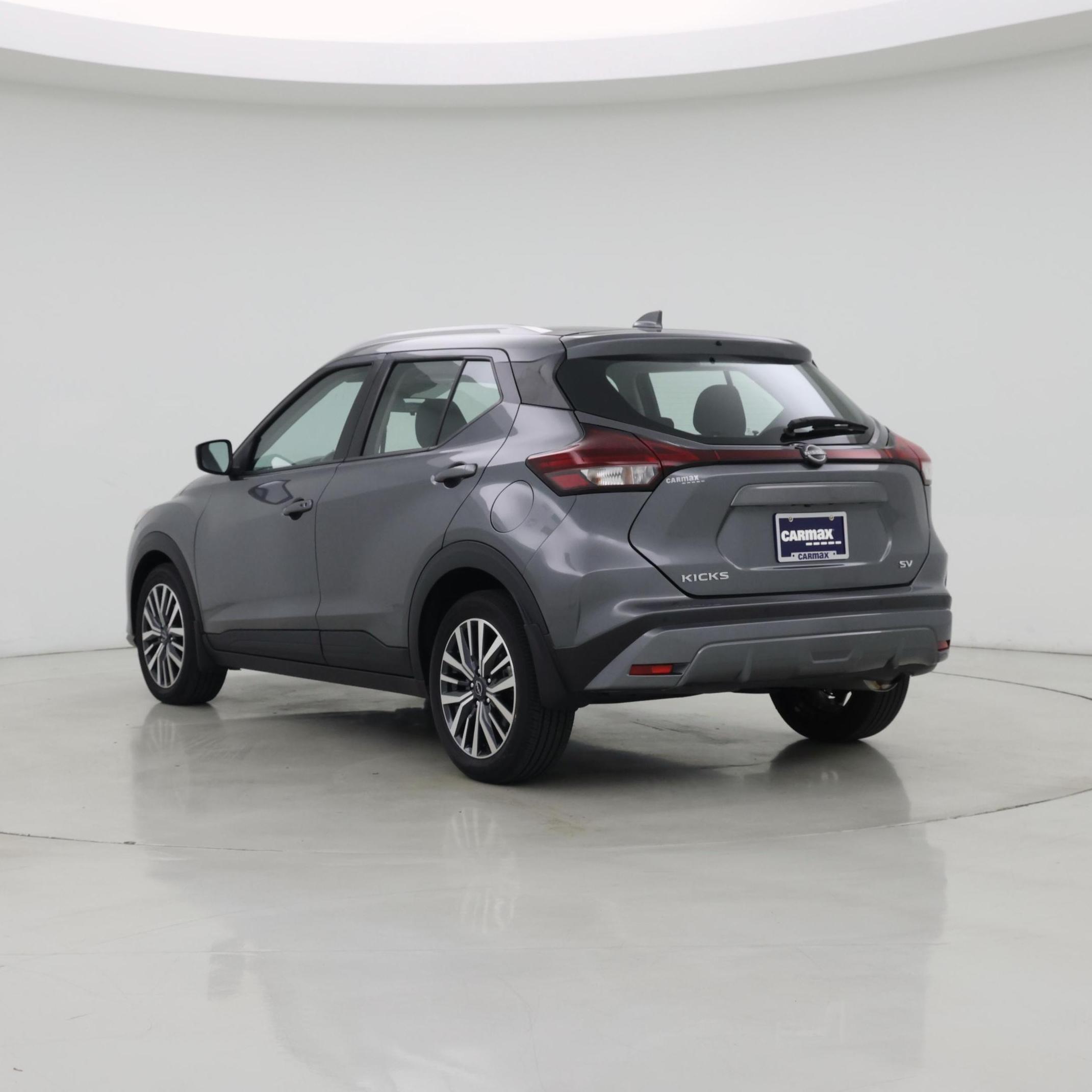 Thumbnail: 2023 Nissan Kicks - 2