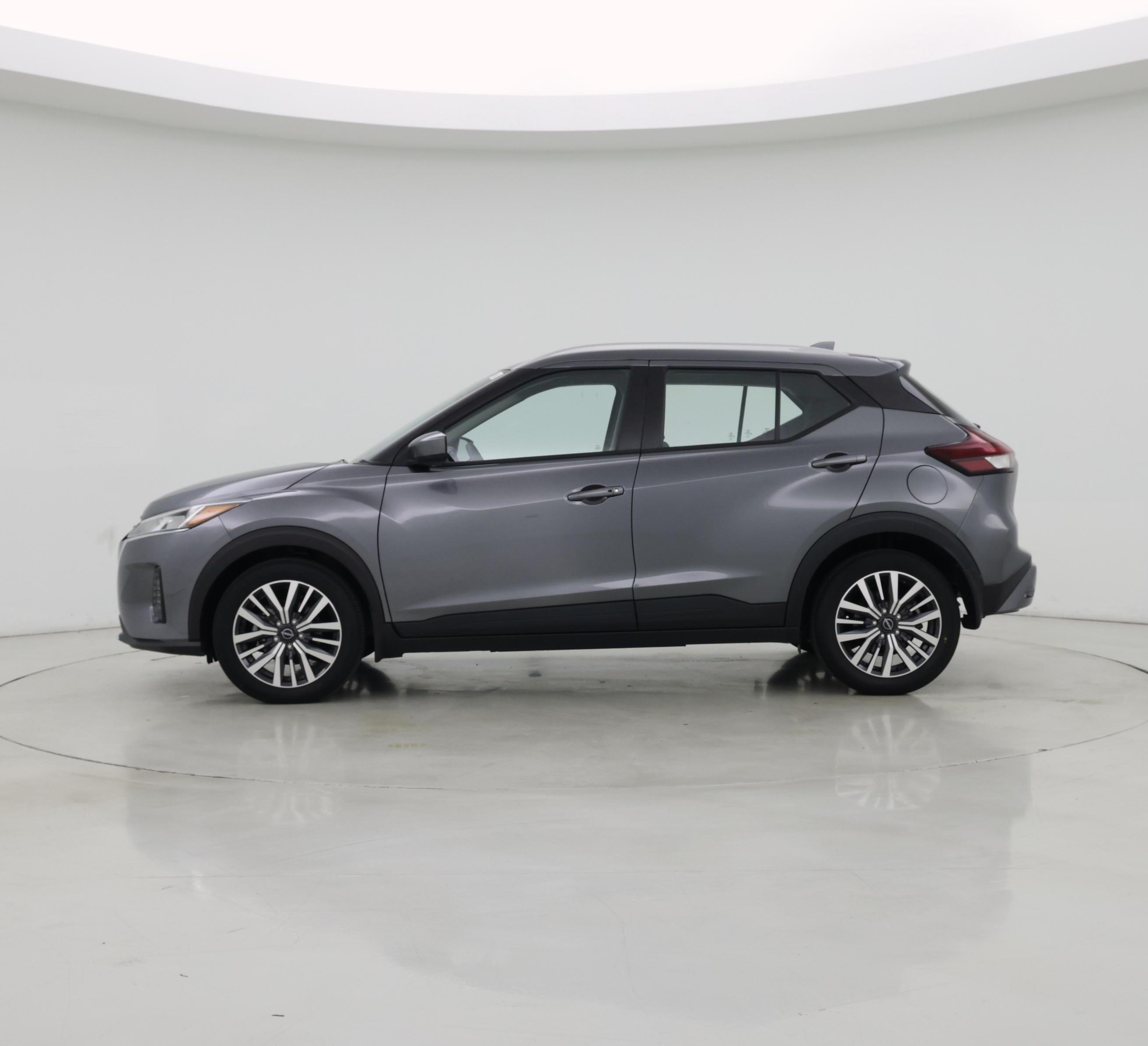Thumbnail: 2023 Nissan Kicks - 3