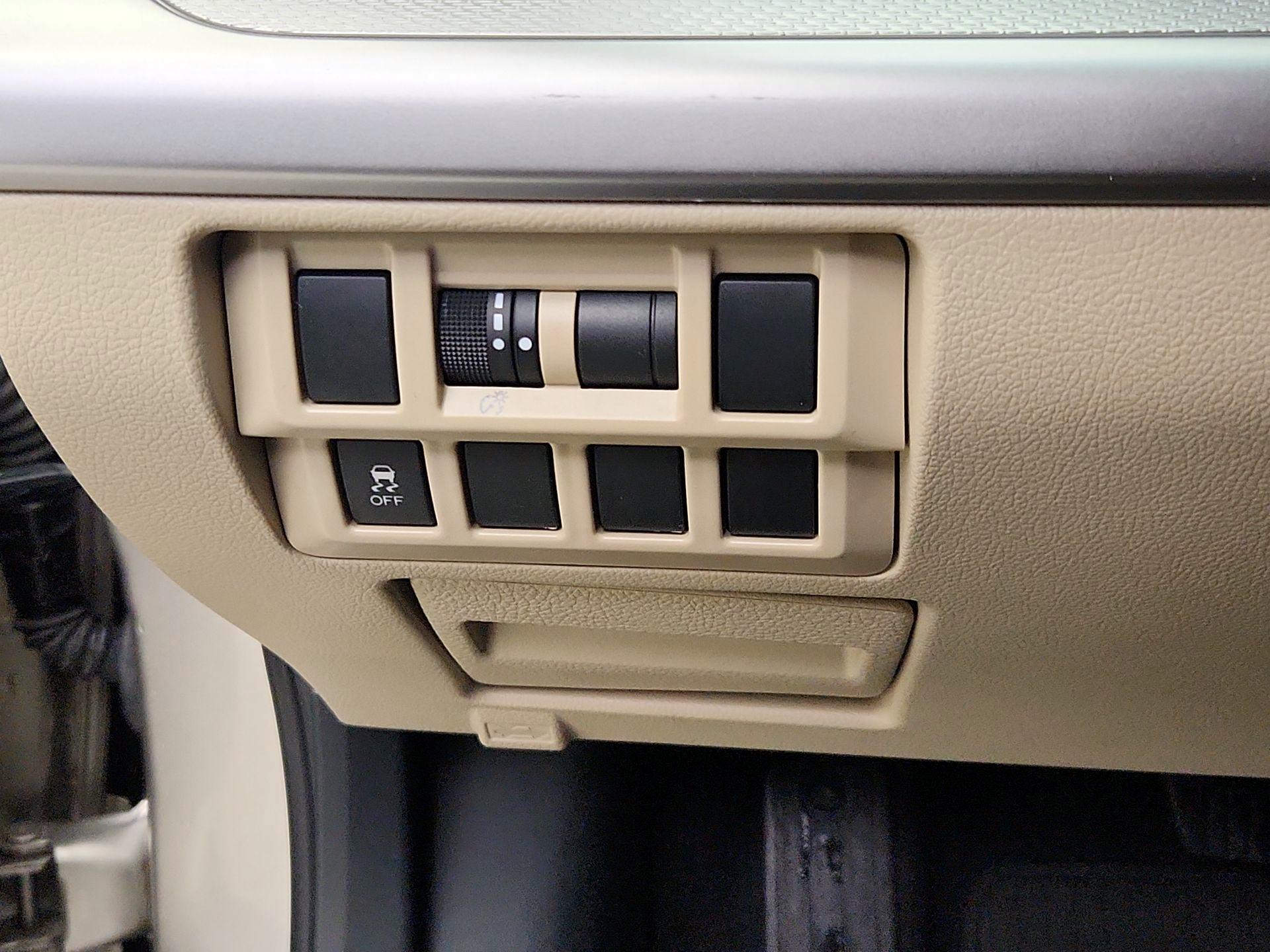 Thumbnail: 2018 Subaru Outback - 13