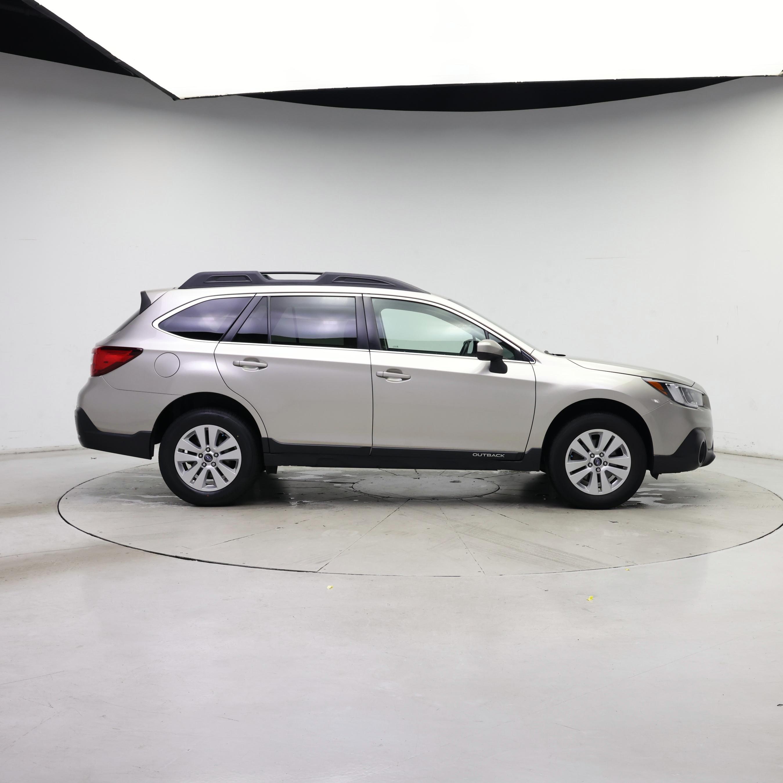 Thumbnail: 2018 Subaru Outback - 7