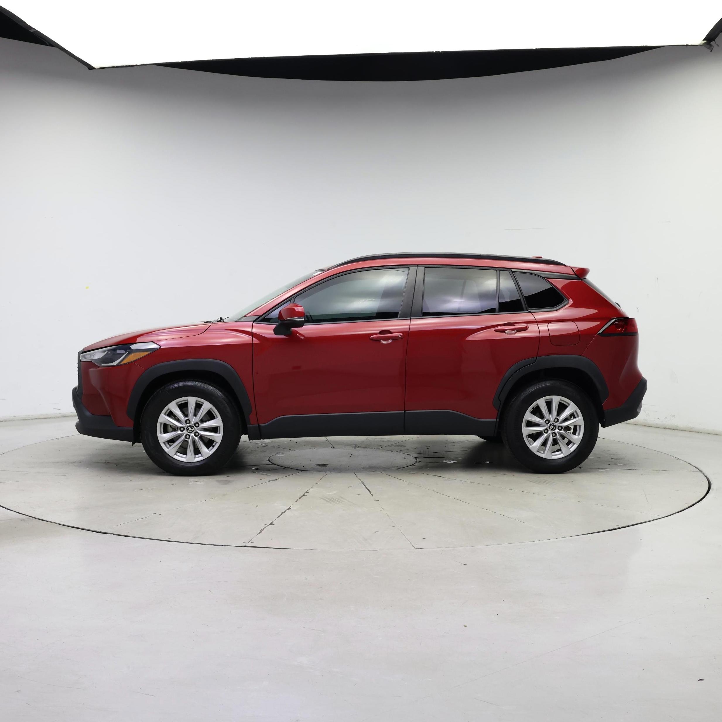 Thumbnail: 2022 Toyota Corolla Cross - 3