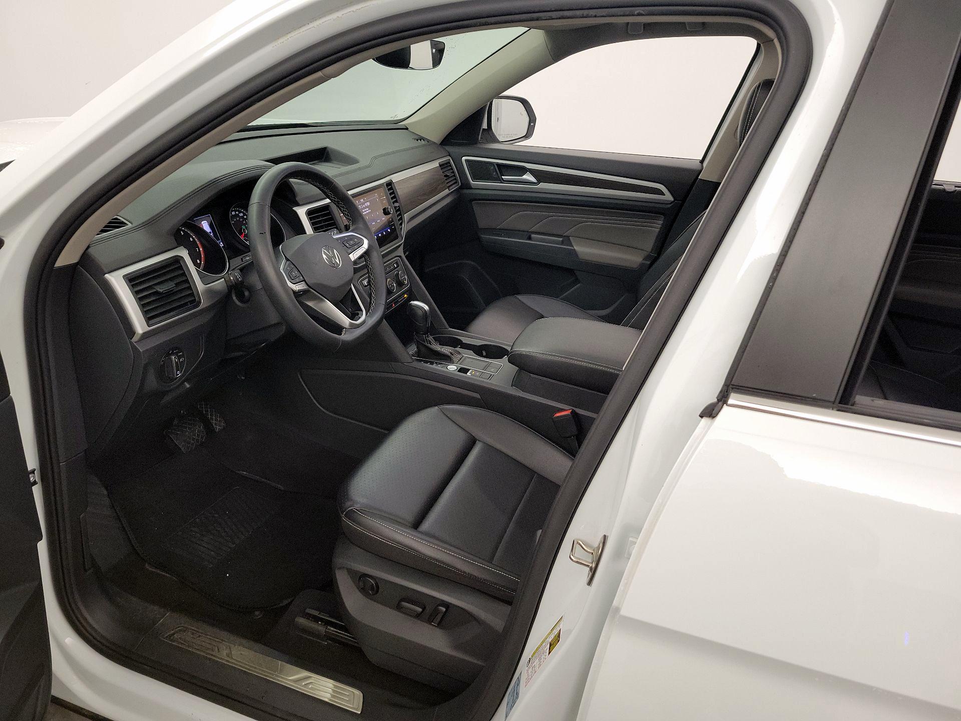 Thumbnail: 2021 Volkswagen Atlas - 11
