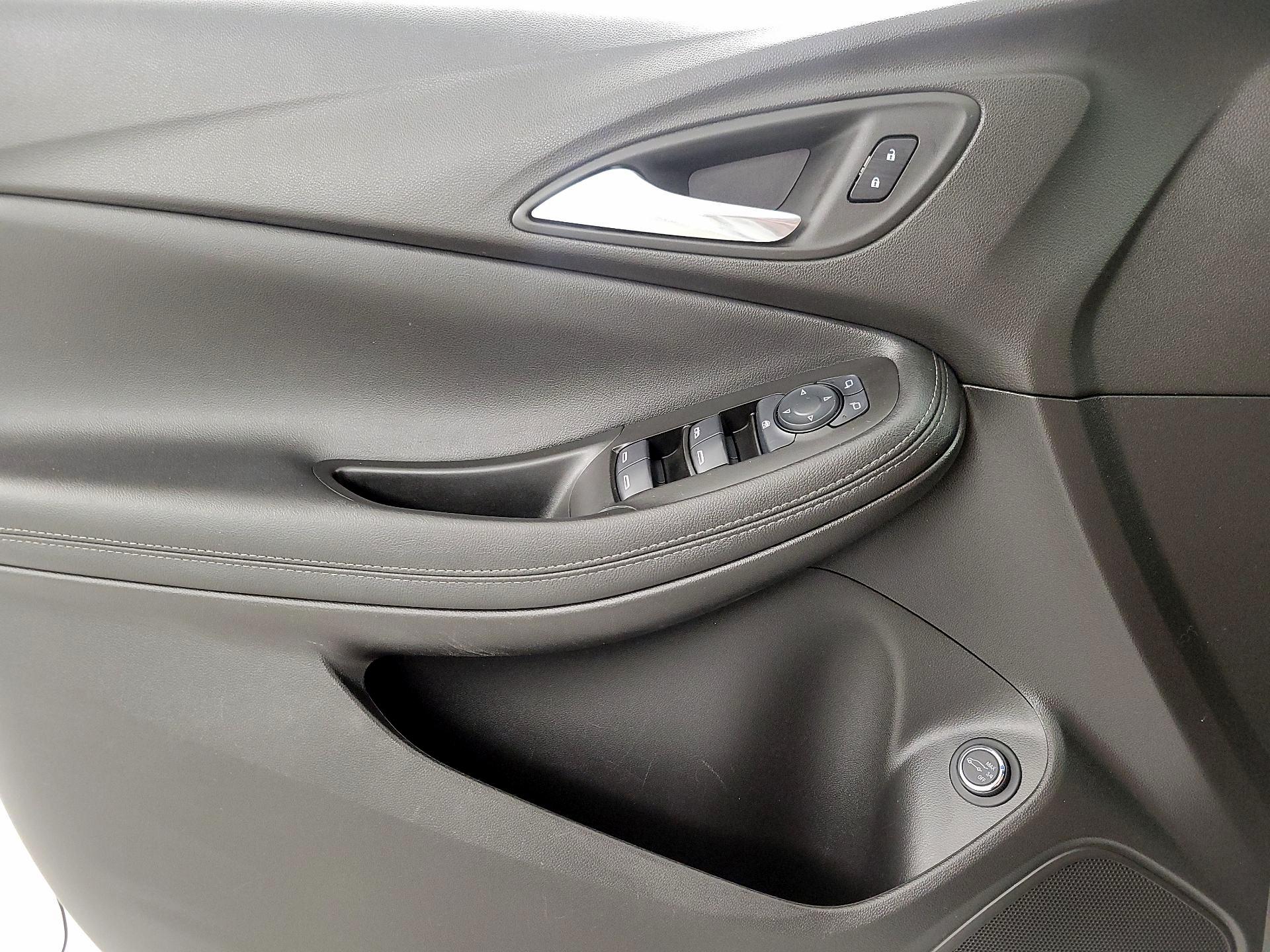Thumbnail: 2022 Buick Encore GX - 12