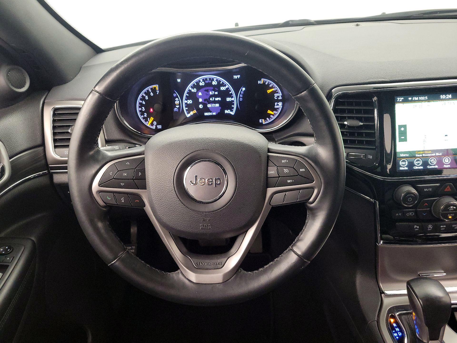 Thumbnail: 2020 Jeep Grand Cherokee - 10