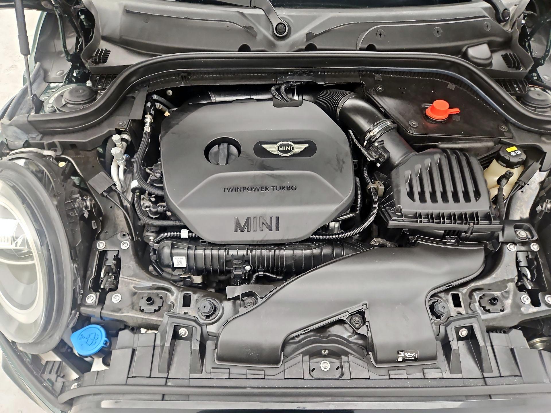 Thumbnail: 2019 MINI Cooper Hardtop - 20