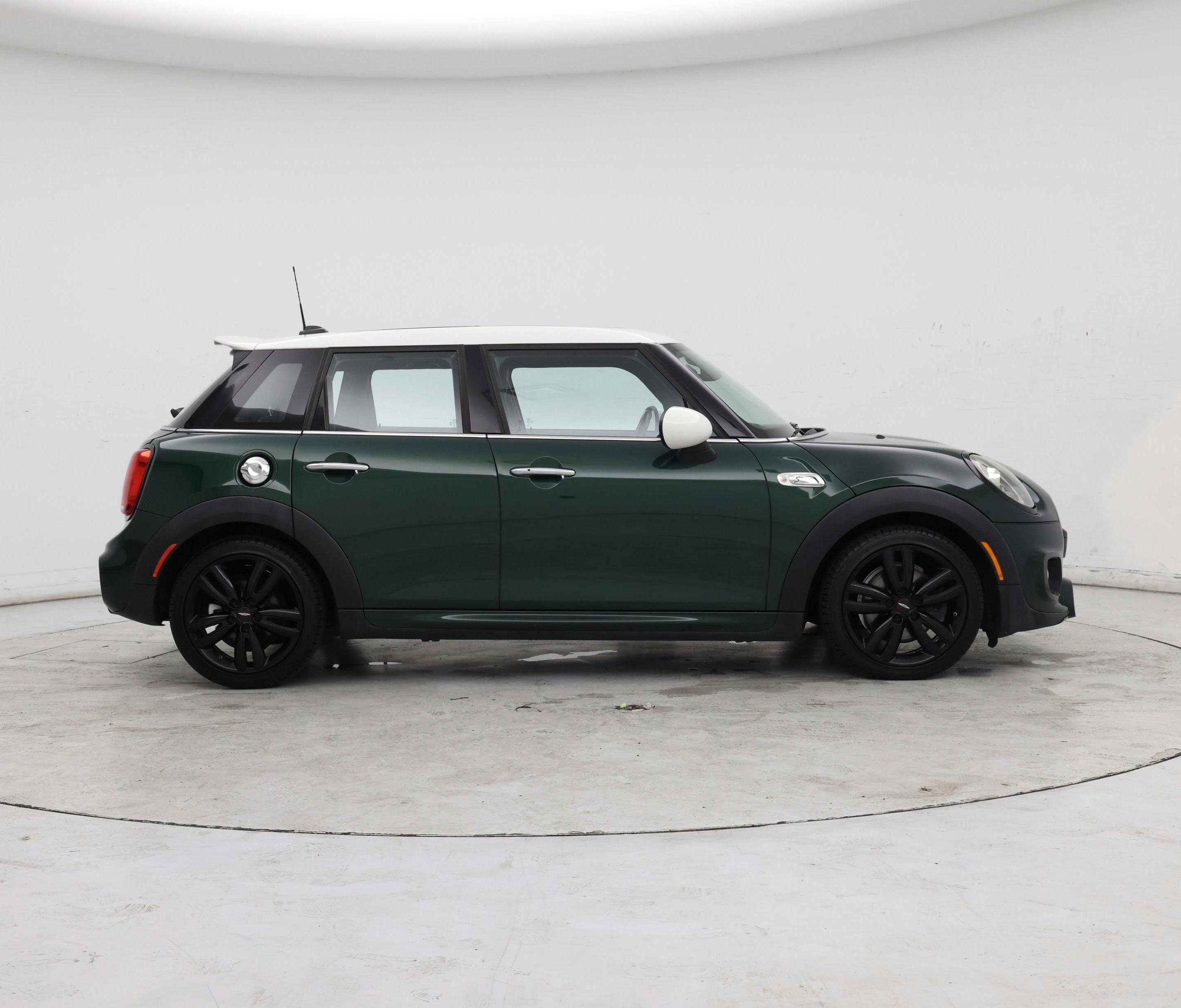 Thumbnail: 2019 MINI Cooper Hardtop - 7