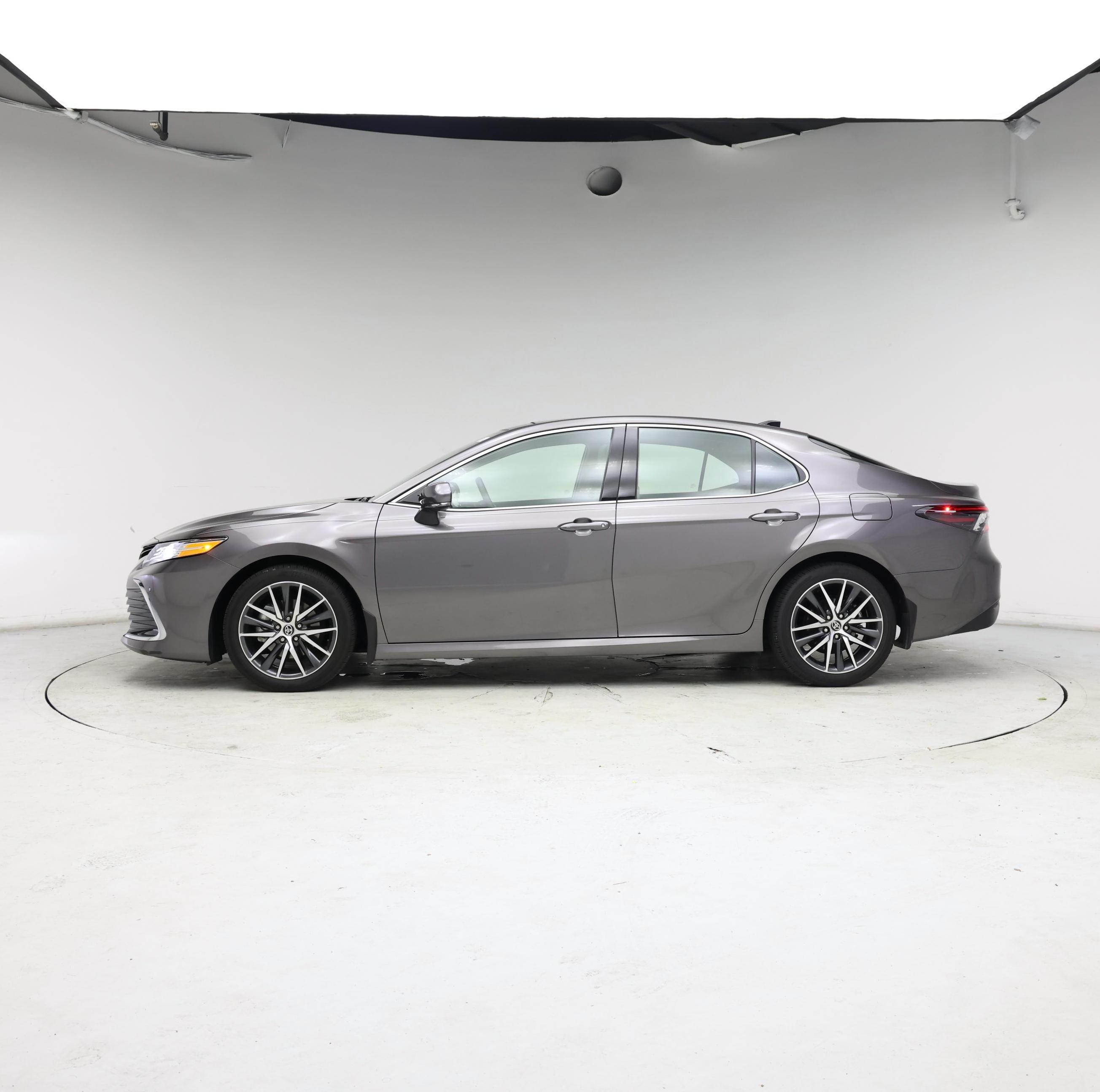 Thumbnail: 2023 Toyota Camry - 3