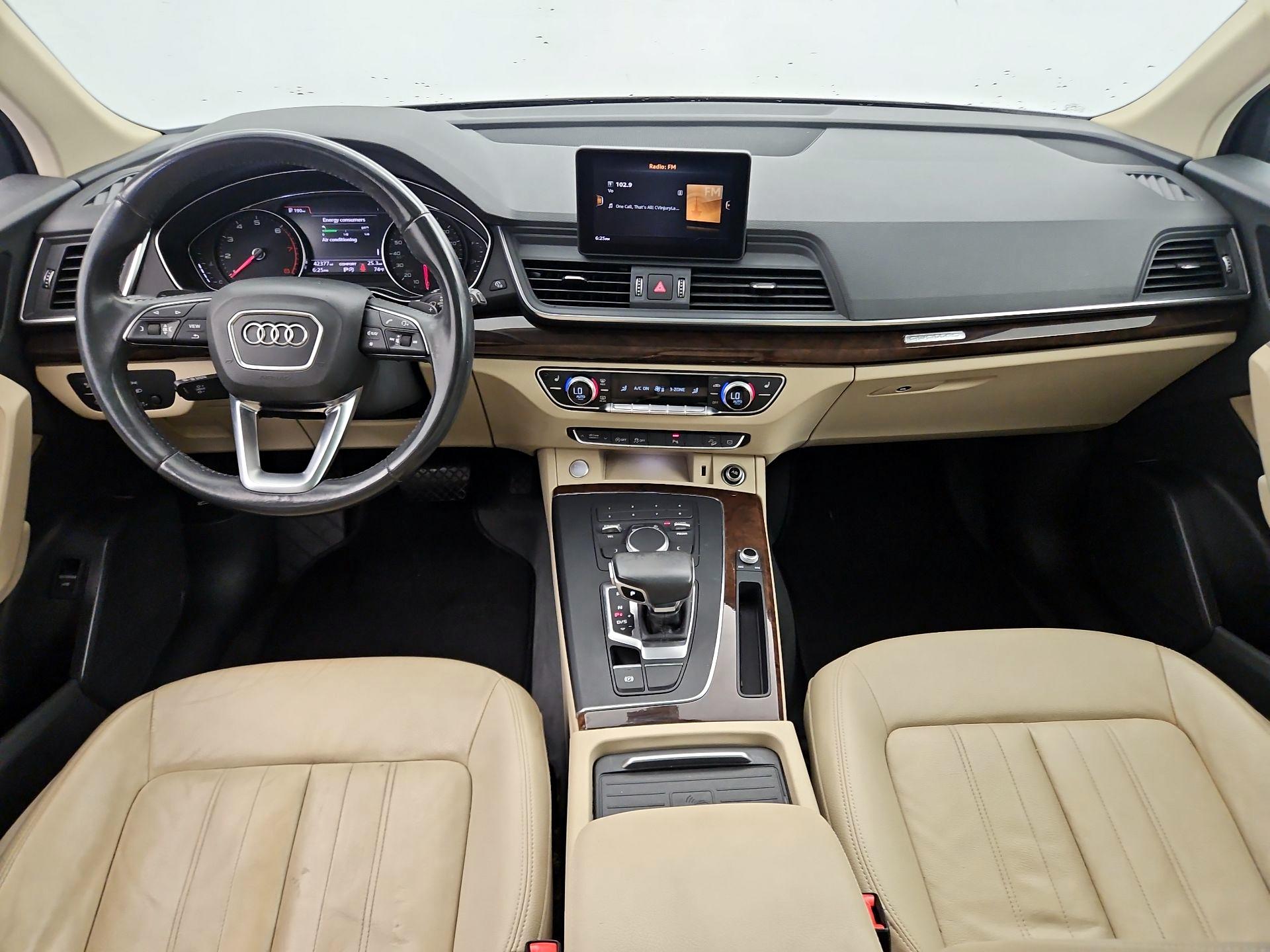 Thumbnail: 2020 Audi Q5 - 9