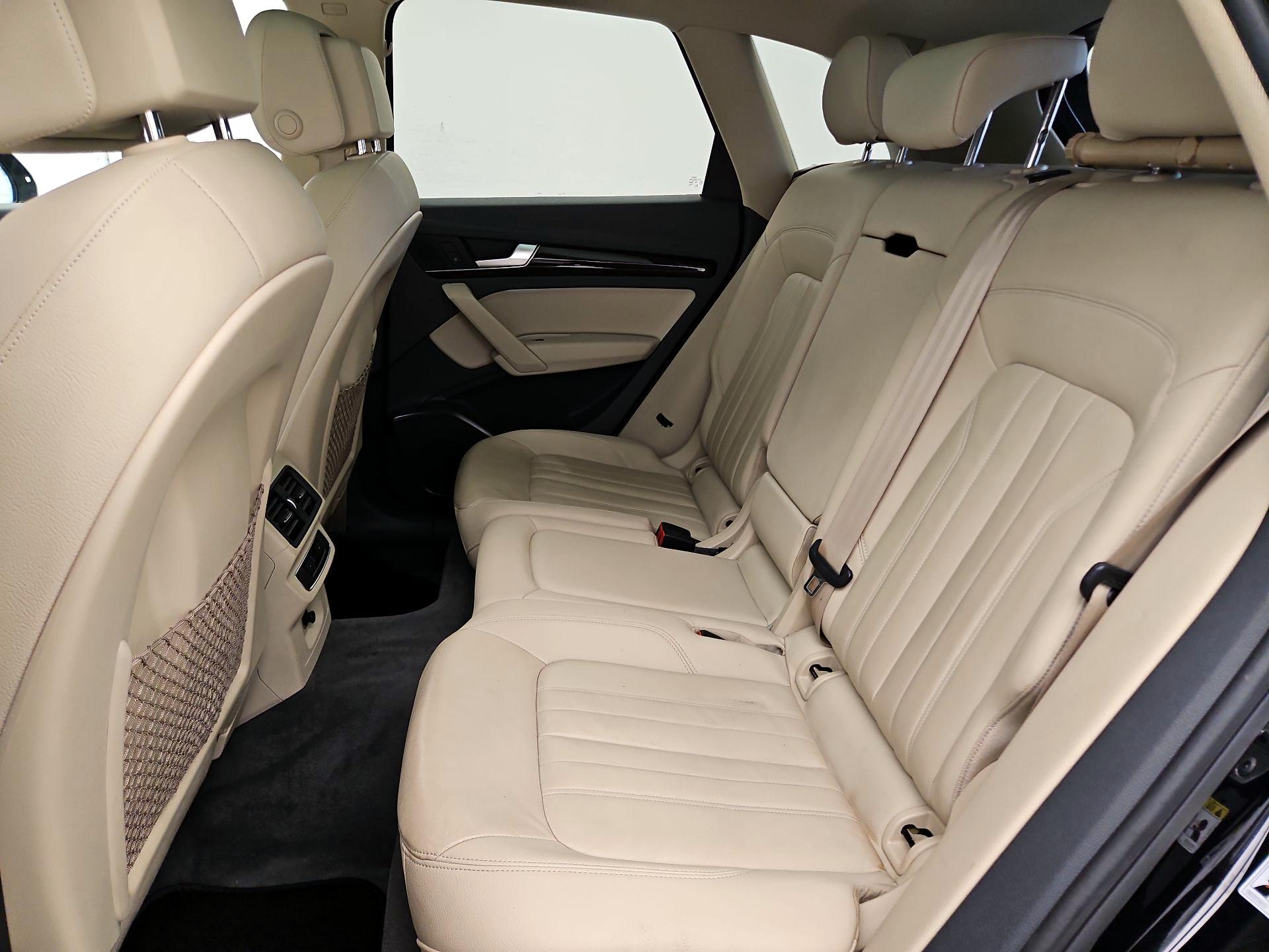 Thumbnail: 2020 Audi Q5 - 20